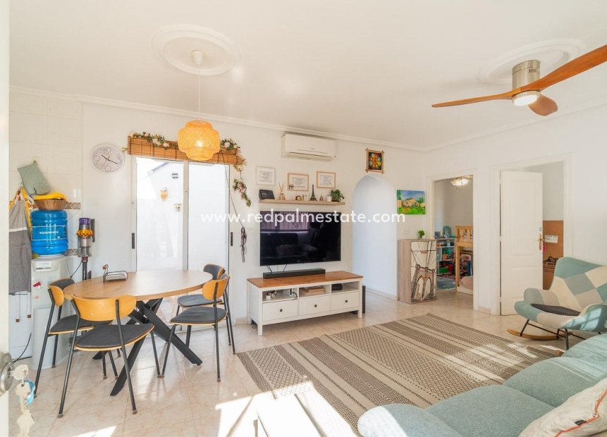 Revente - Villa -
Orihuela Costa - Punta prima