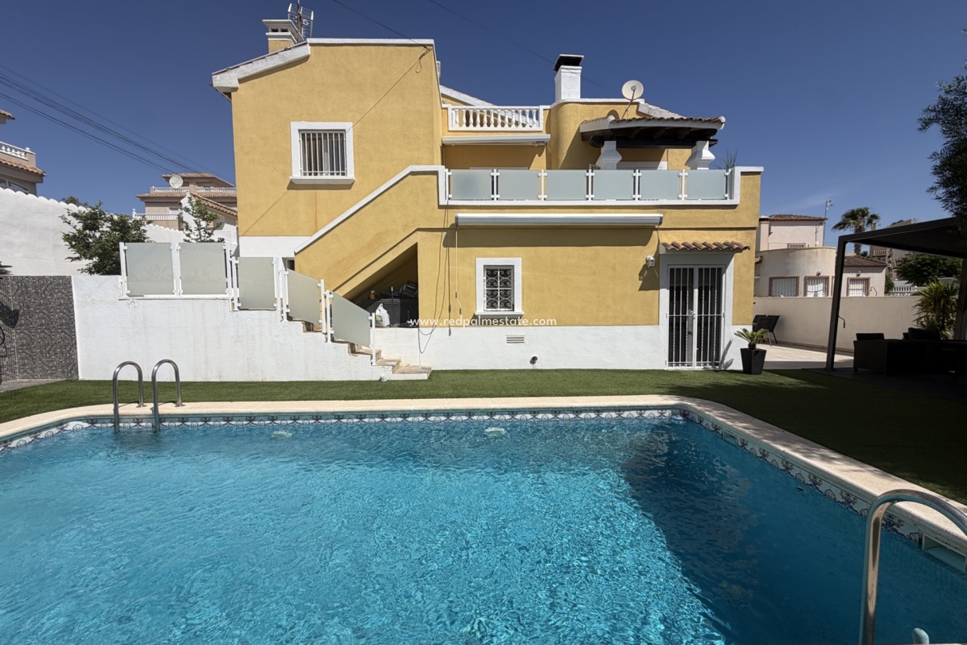 Revente - Villa -
Orihuela Costa - Villamartín
