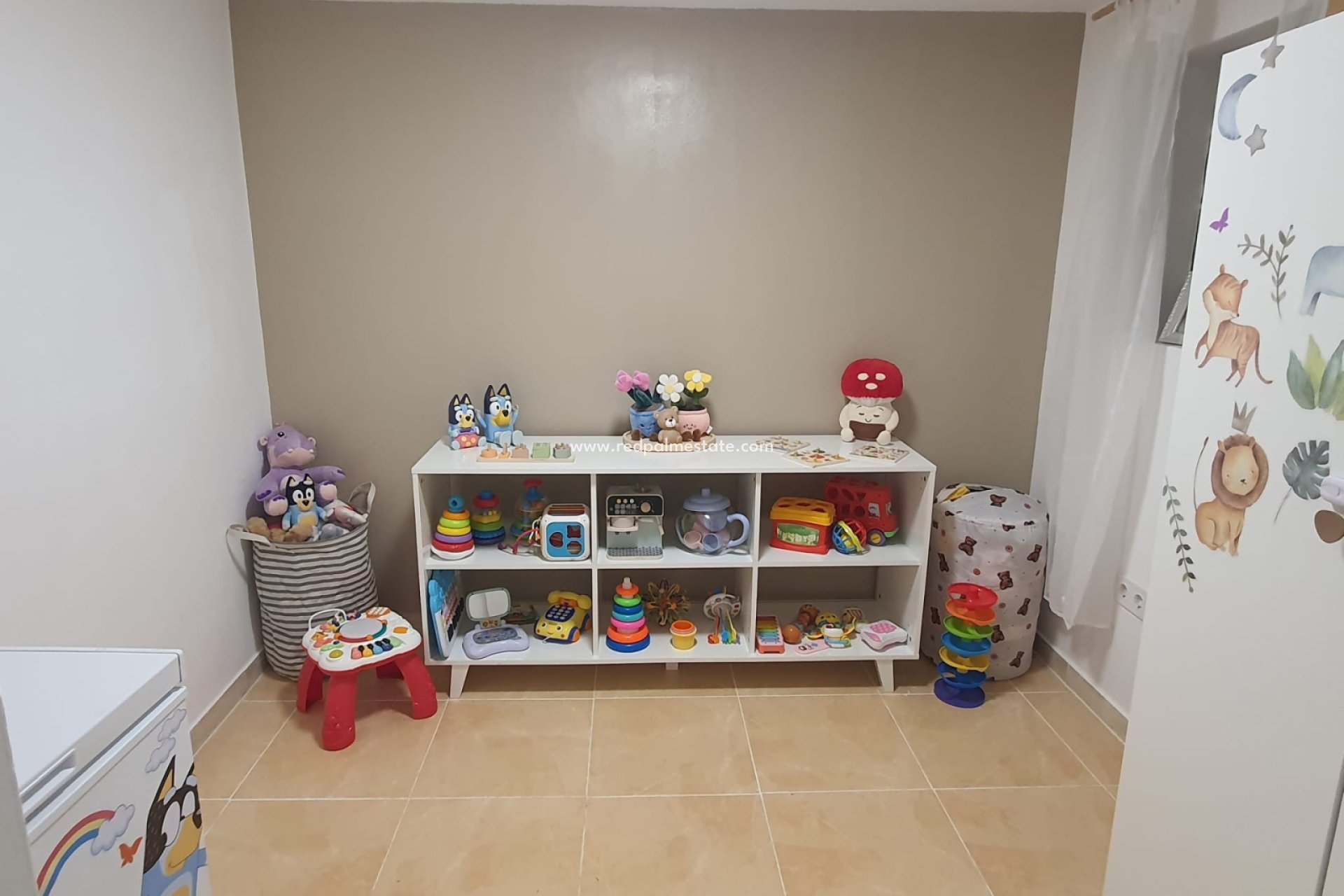 Revente - Villa -
Orihuela Costa - Villamartín