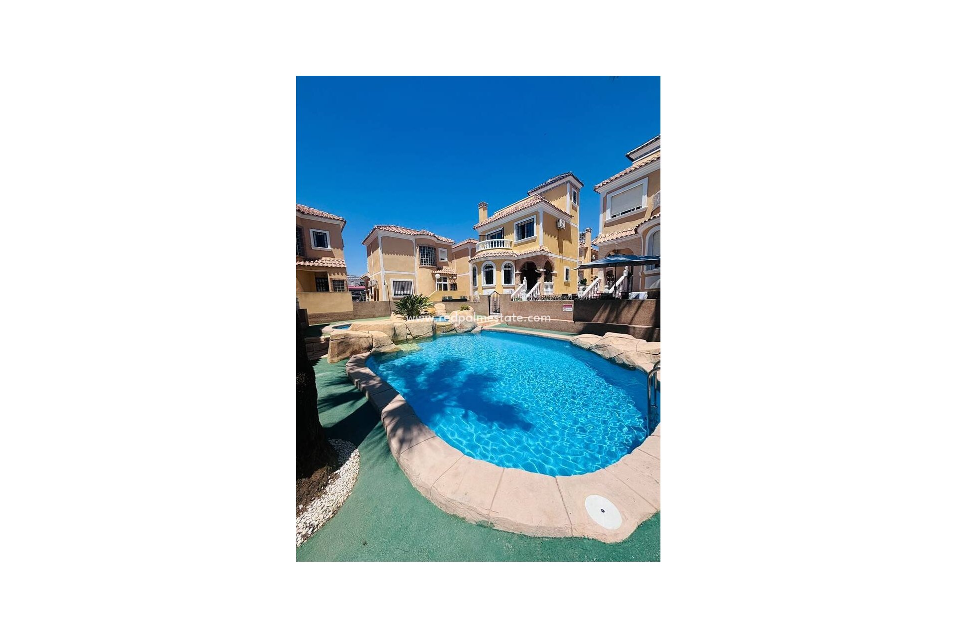 Revente - Villa -
Orihuela Costa - Villamartín