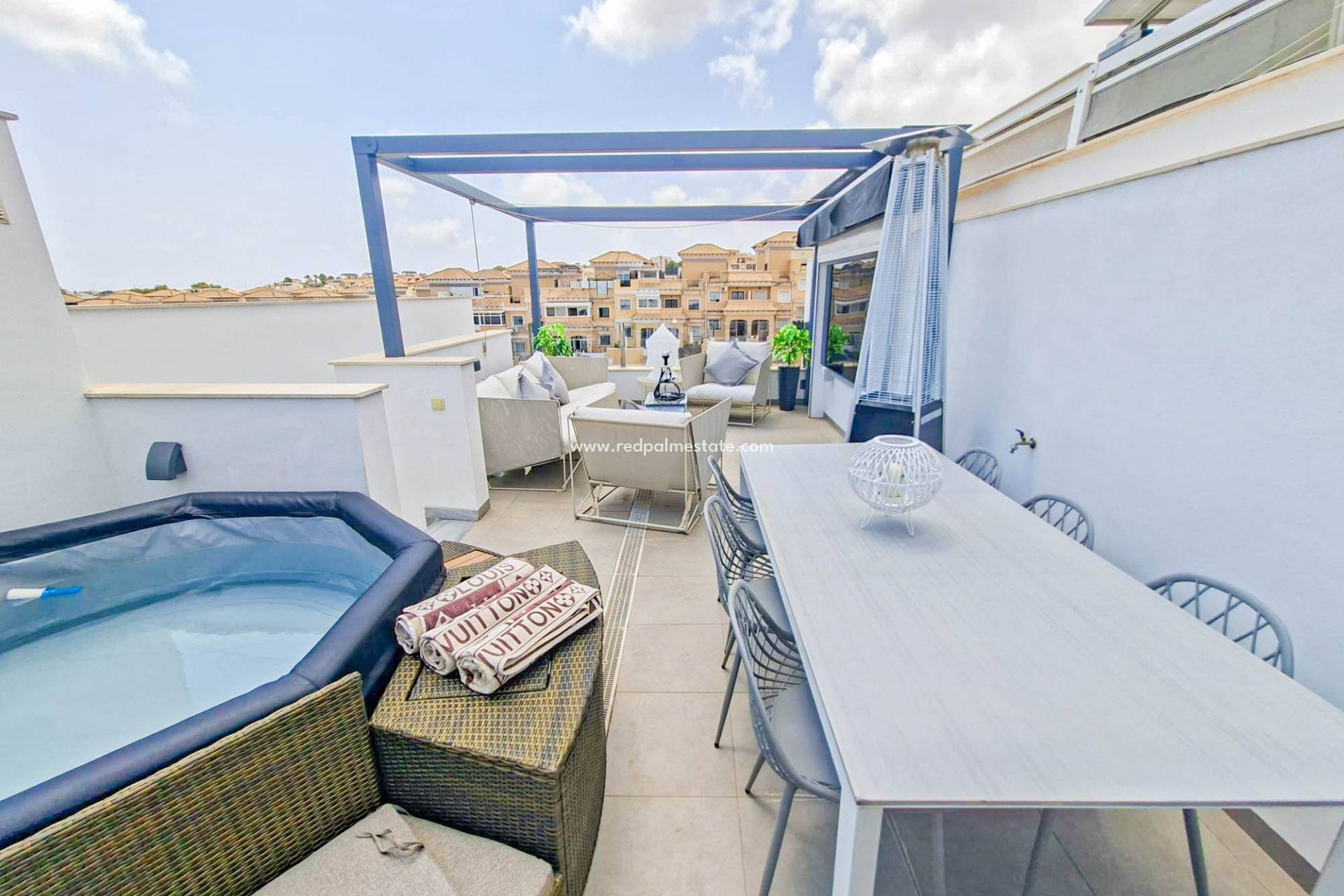 Revente - Villa -
Orihuela Costa - Villamartín