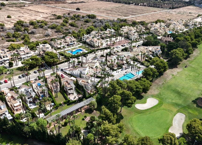 Revente - Villa -
Orihuela Costa - Villamartín