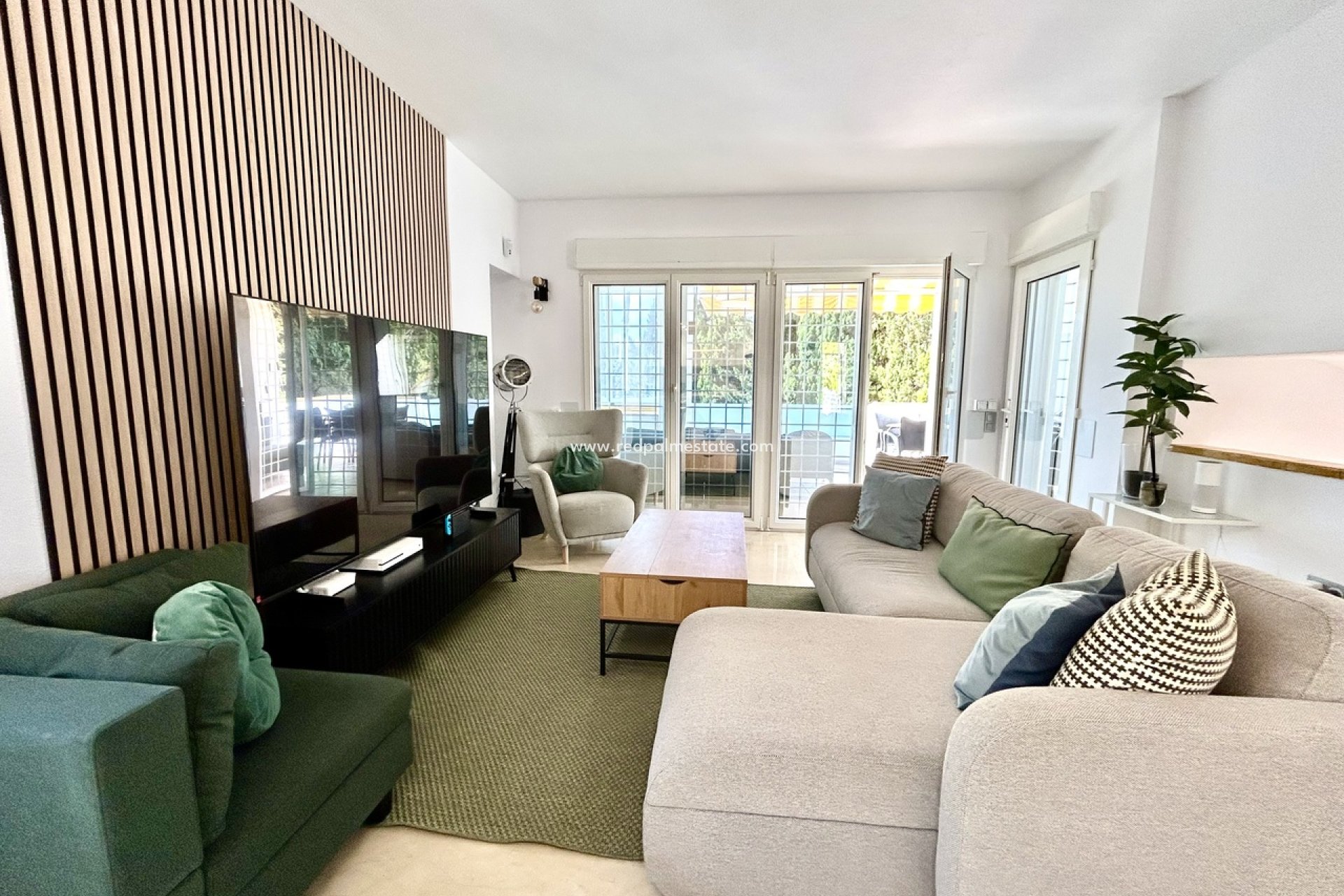 Revente - Villa -
Orihuela Costa - Villamartín