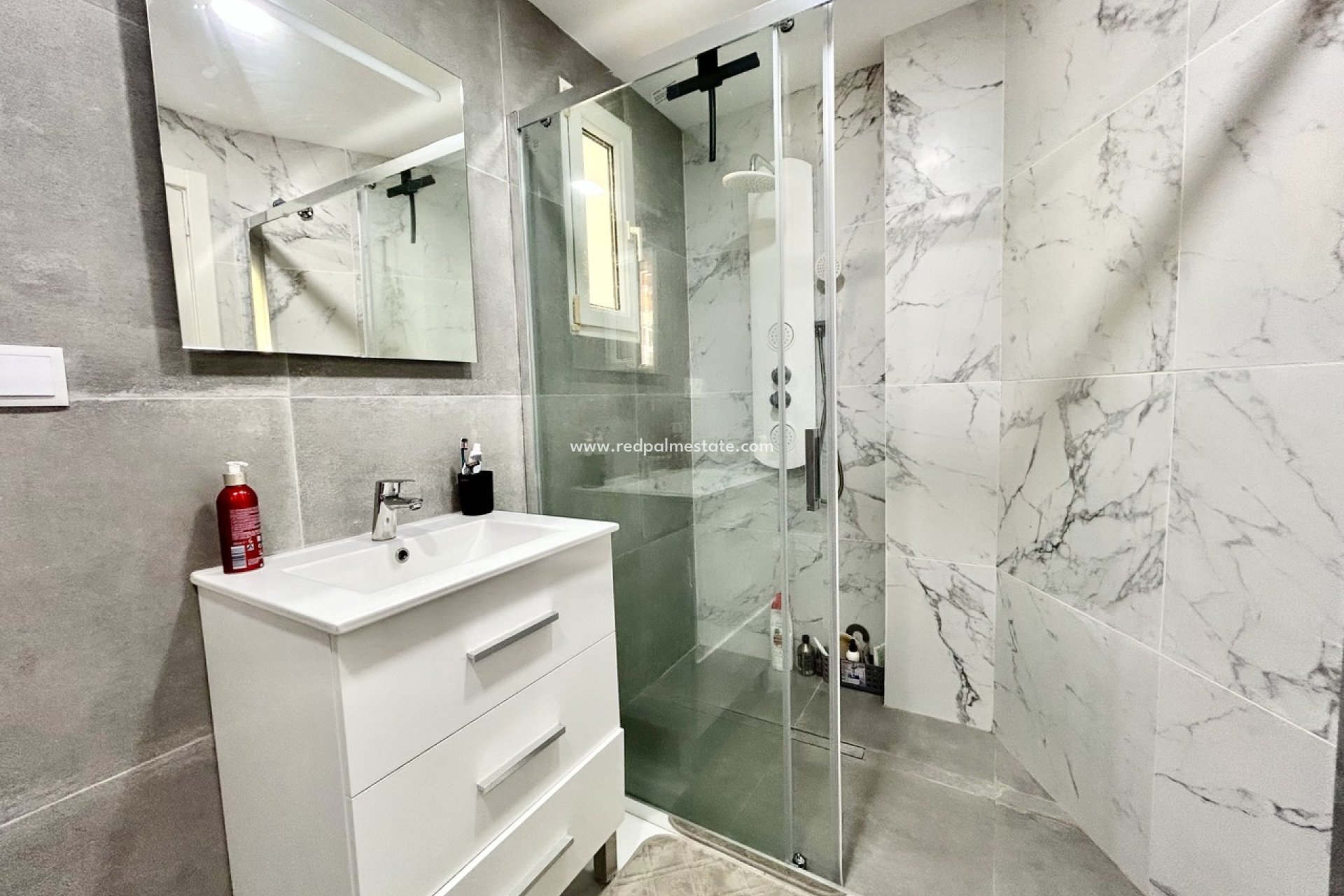 Revente - Villa -
Orihuela Costa - Villamartín