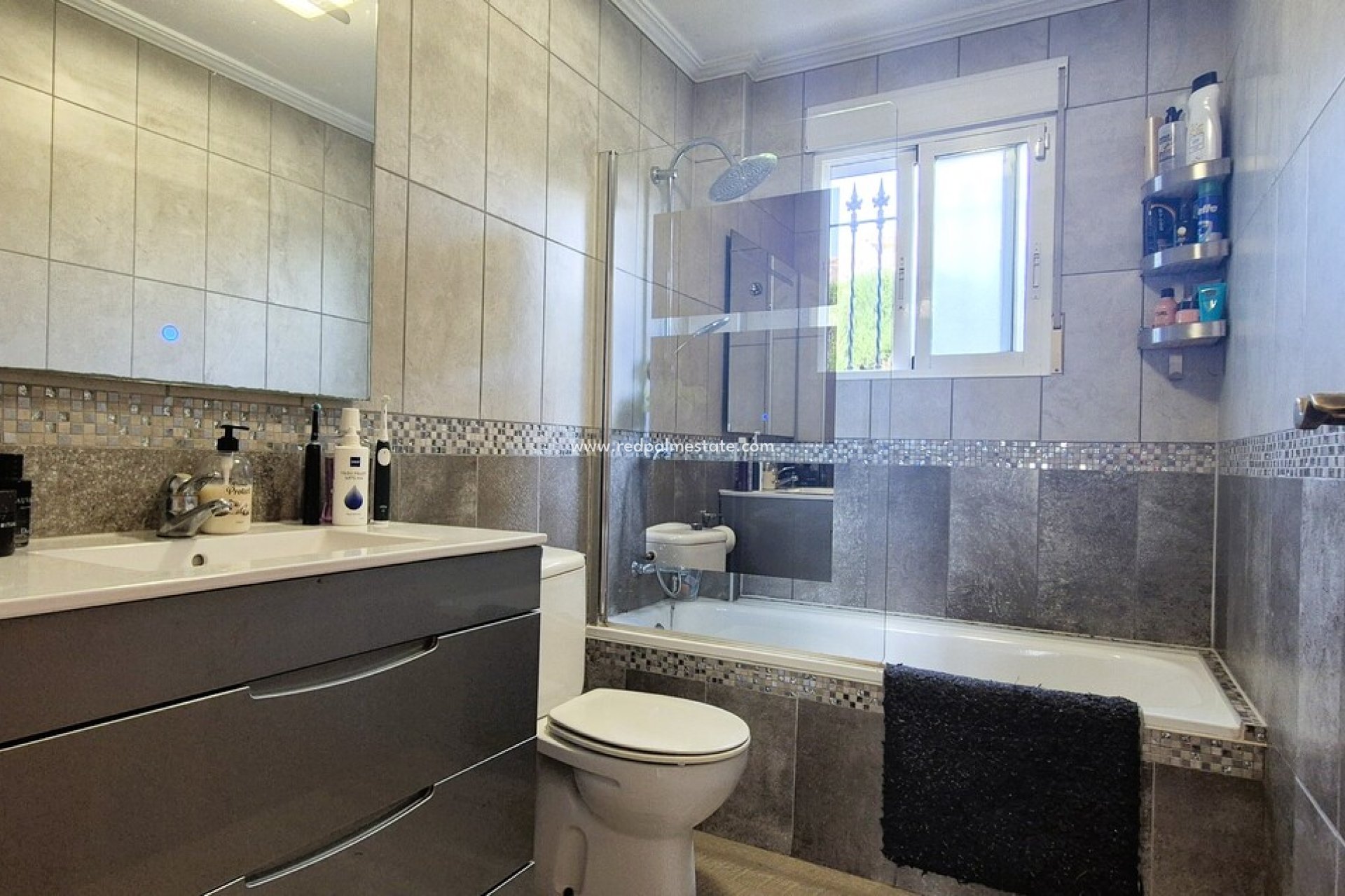 Revente - Villa -
Orihuela Costa - Villamartín
