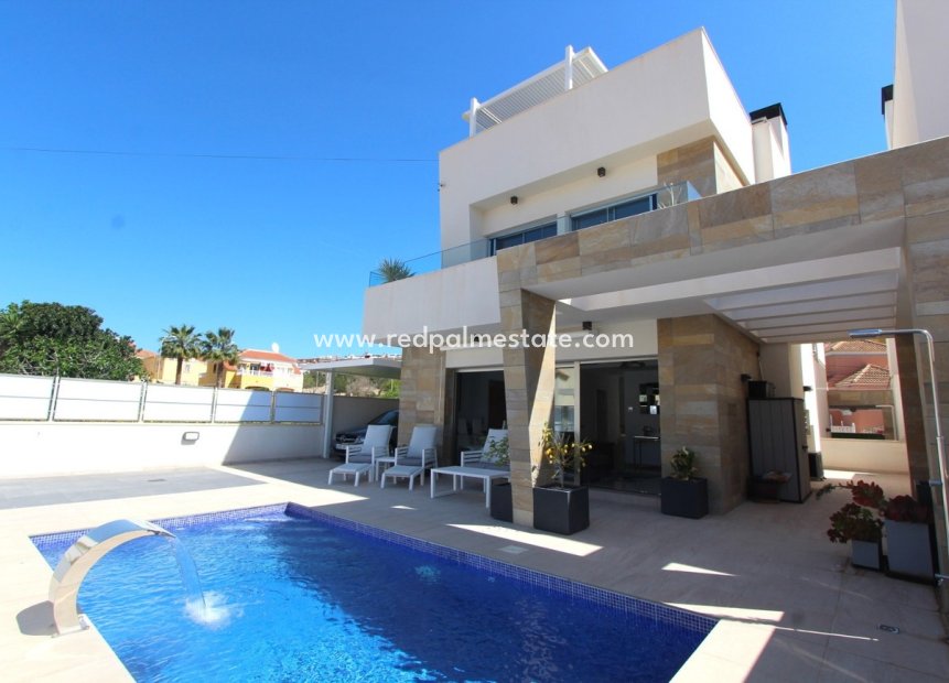 Revente - Villa -
Orihuela Costa - Villamartín