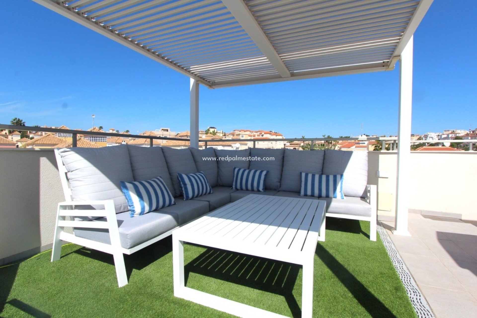 Revente - Villa -
Orihuela Costa - Villamartín