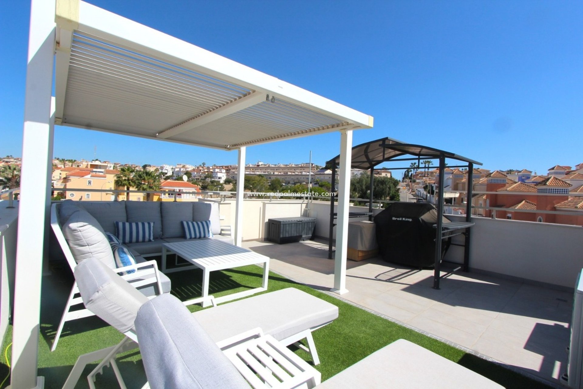 Revente - Villa -
Orihuela Costa - Villamartín