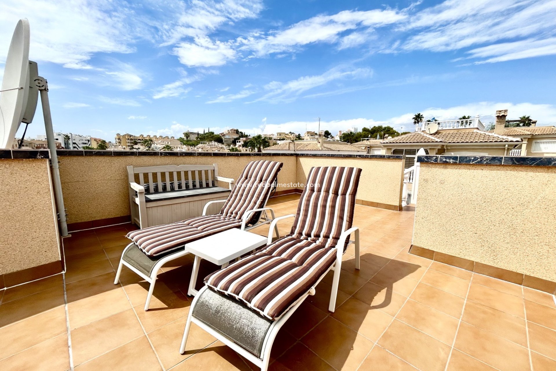 Revente - Villa -
Orihuela Costa - Villamartín