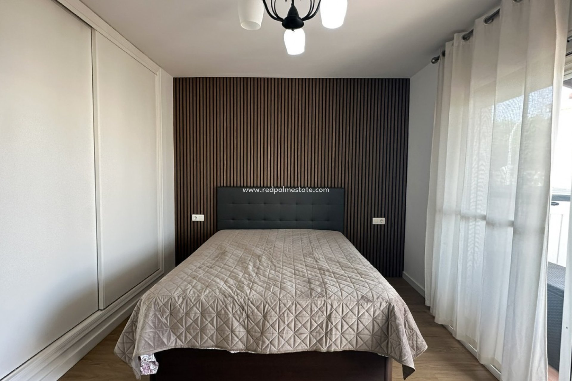 Revente - Villa -
Orihuela Costa - Villamartín