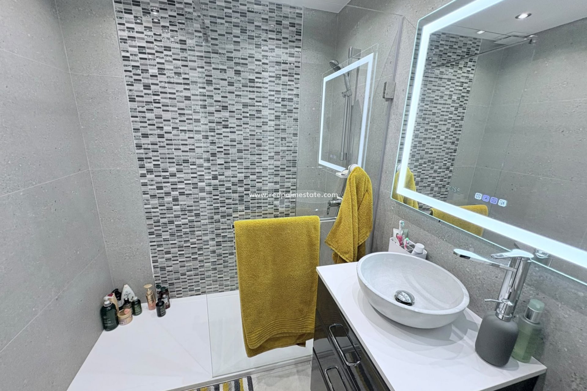 Revente - Villa -
Orihuela Costa - Villamartín