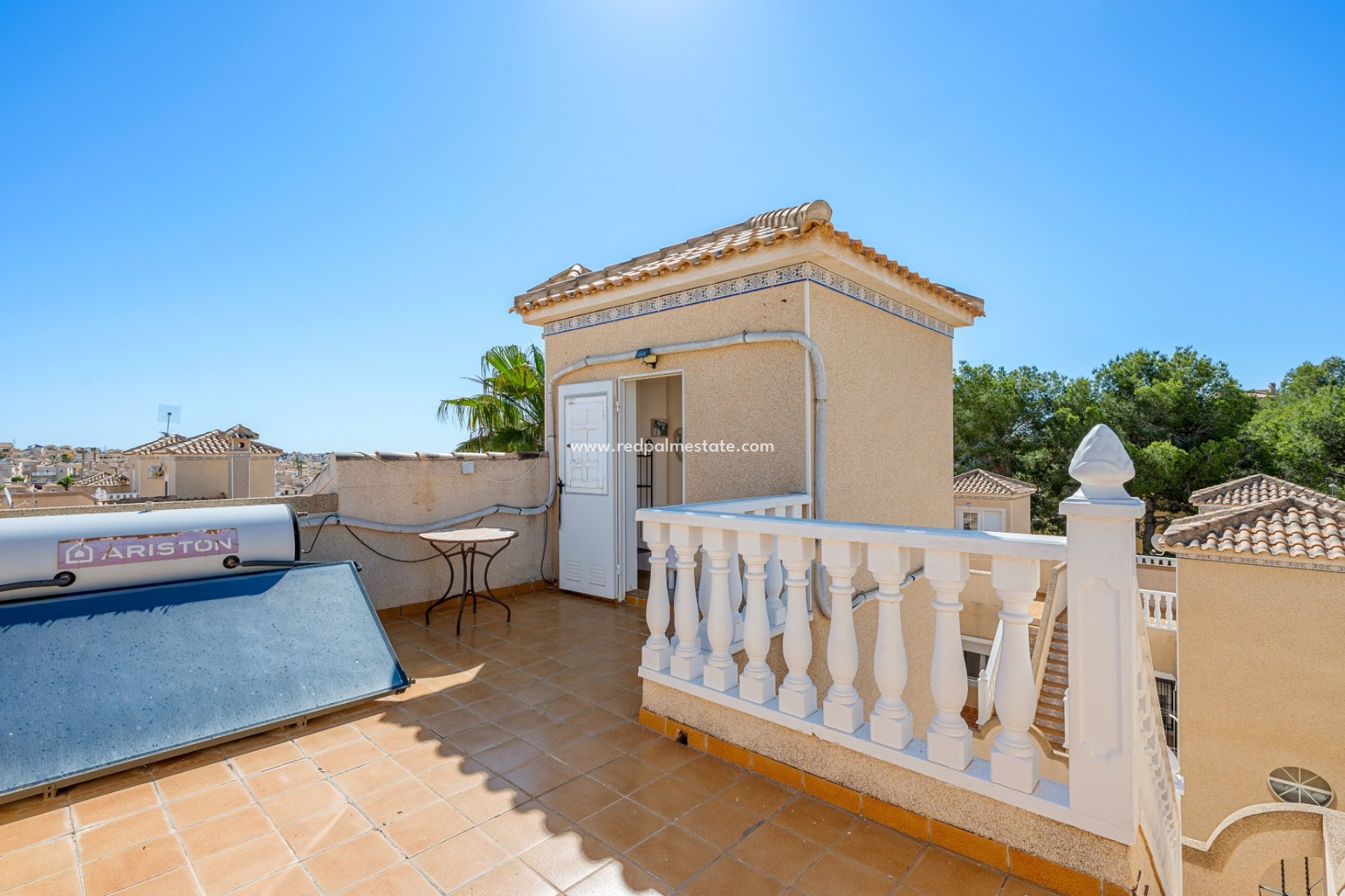 Revente - Villa -
Orihuela Costa - Villamartín