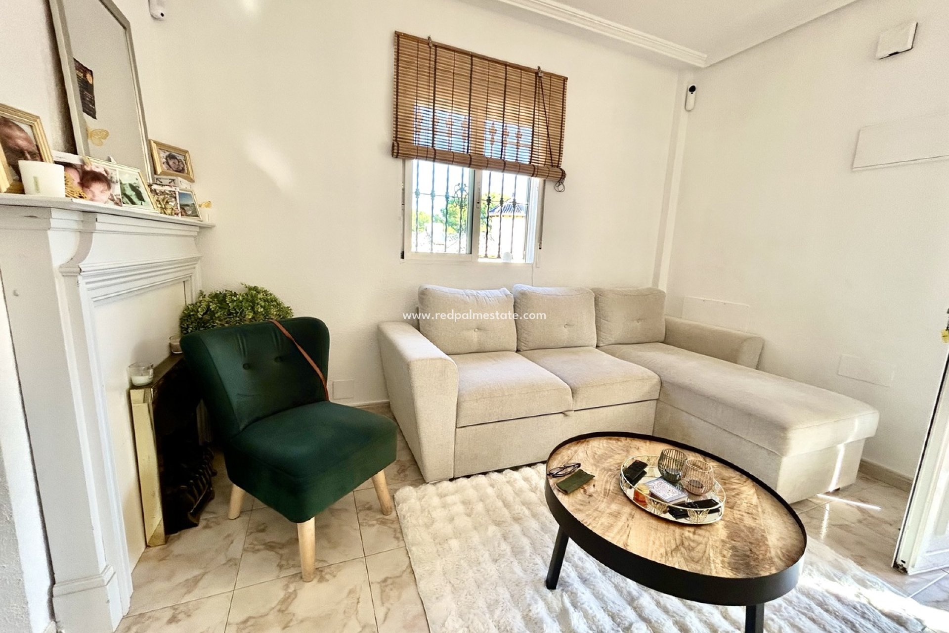 Revente - Villa -
Orihuela Costa - Villamartín