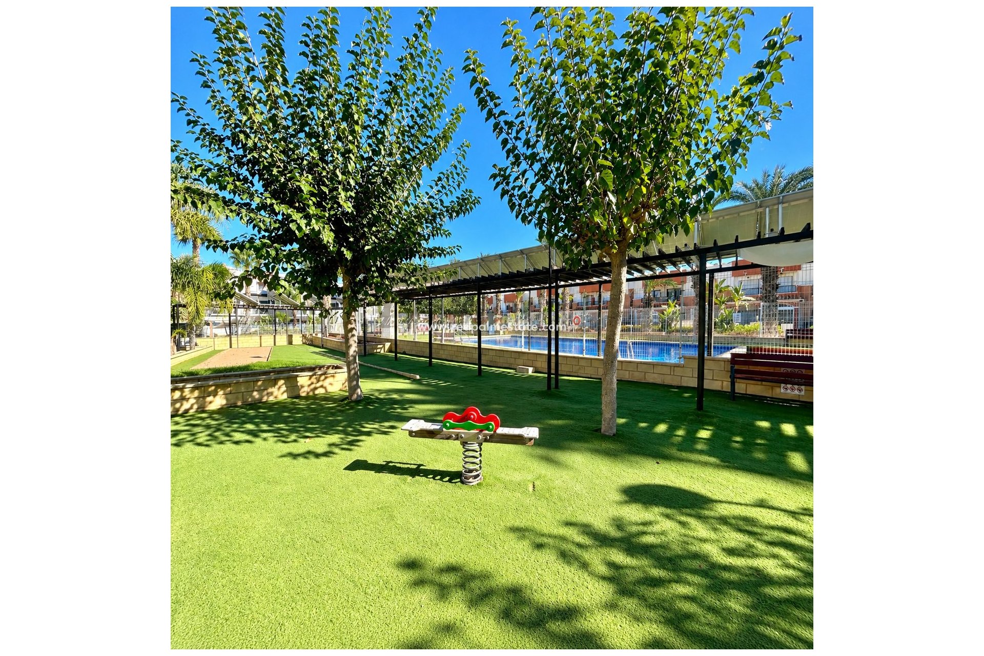 Revente - Villa -
Orihuela Costa - Villamartín
