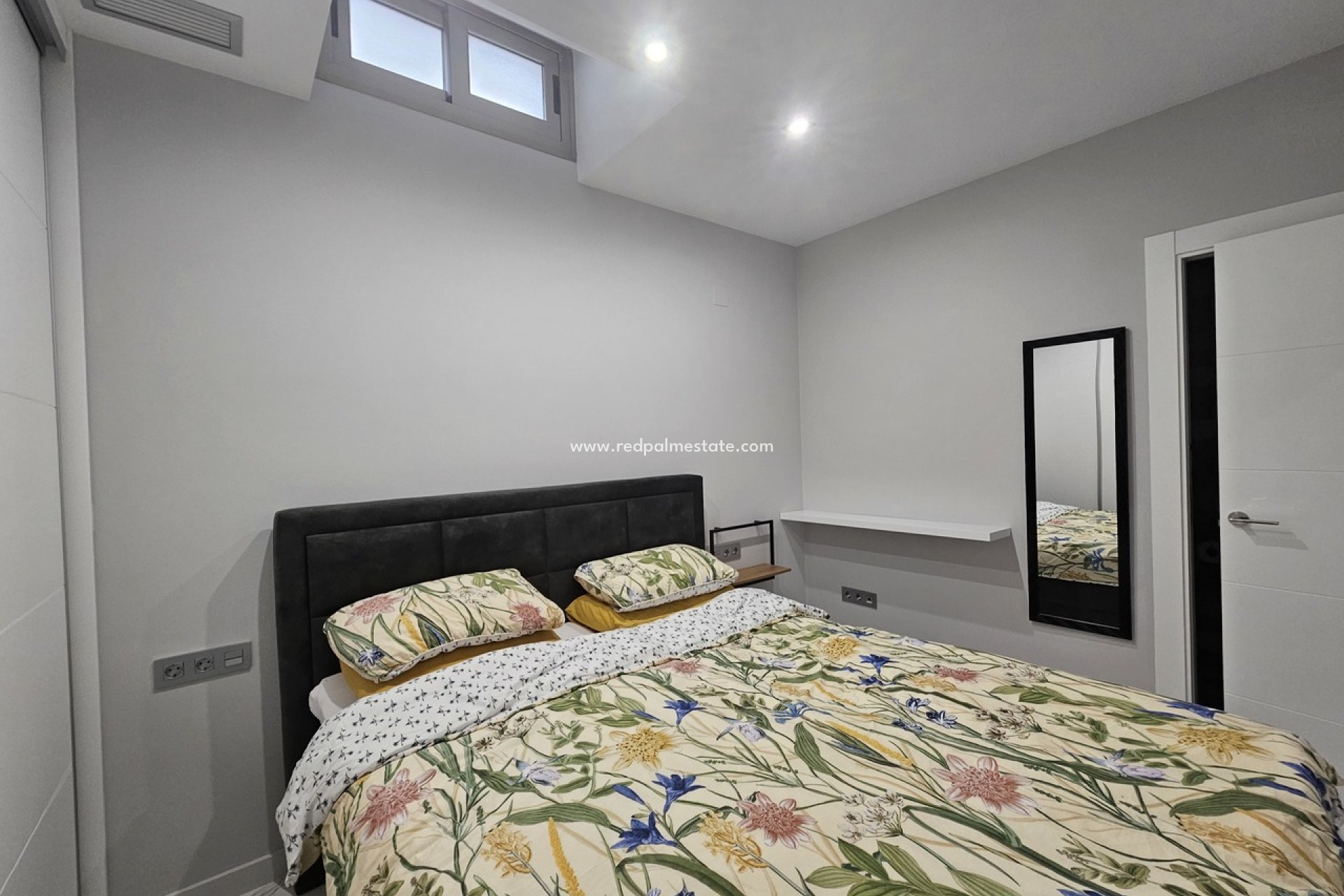 Revente - Villa -
Orihuela Costa - Villamartín