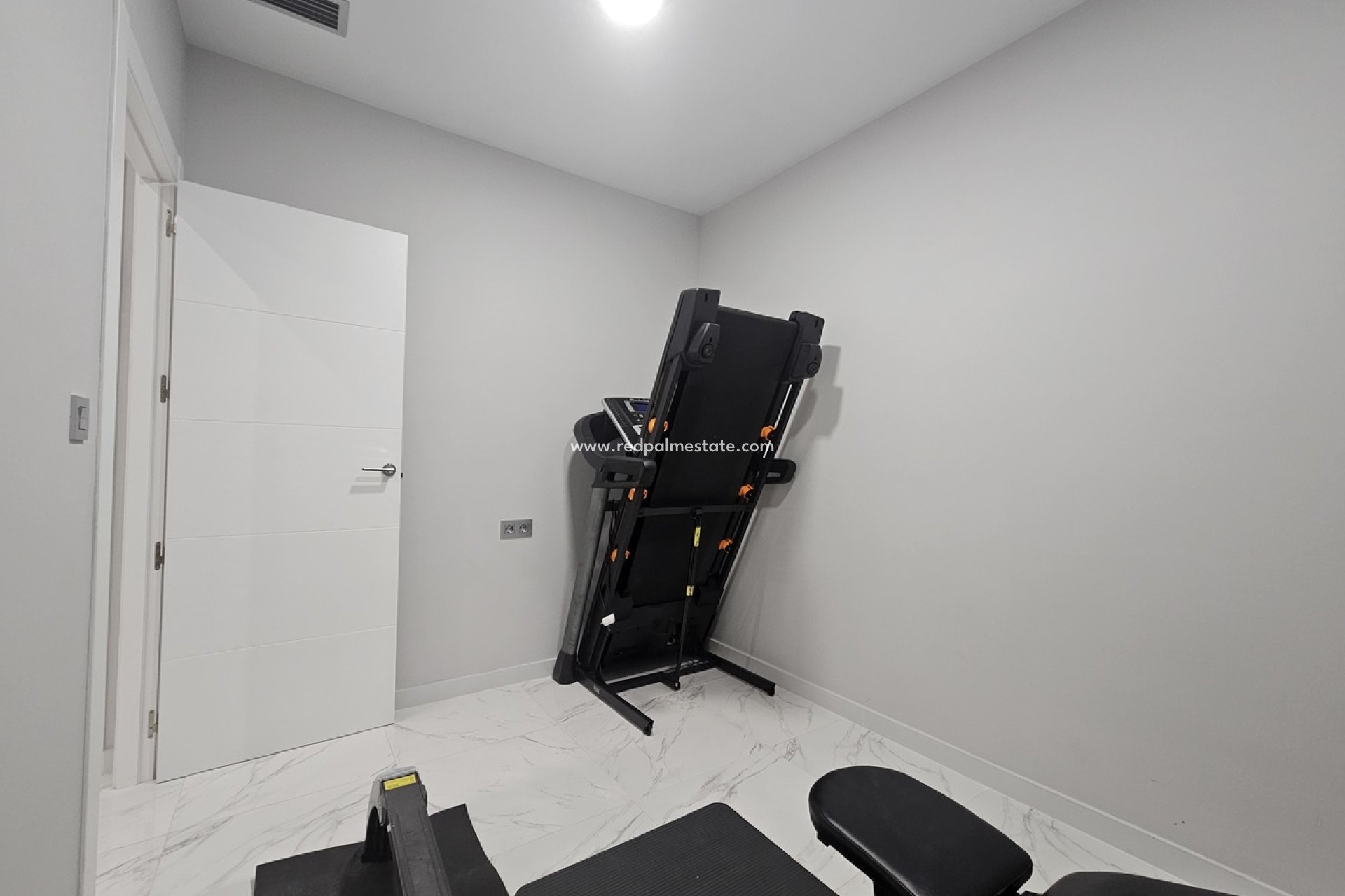 Revente - Villa -
Orihuela Costa - Villamartín