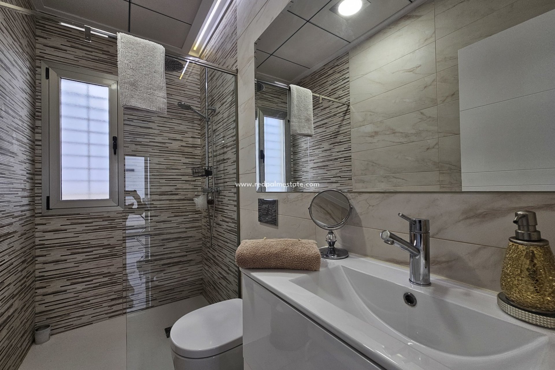 Revente - Villa -
Orihuela Costa - Villamartín