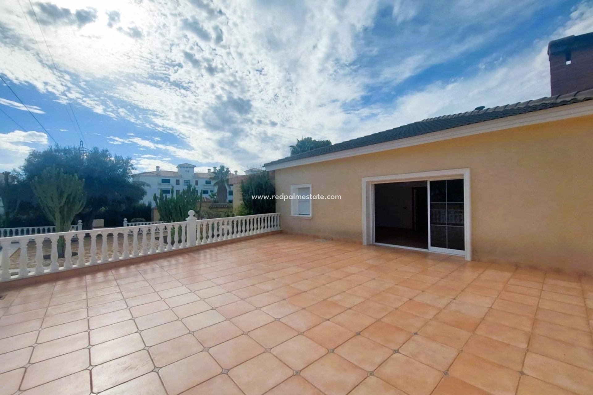 Revente - Villa -
Orihuela Costa - Villamartín