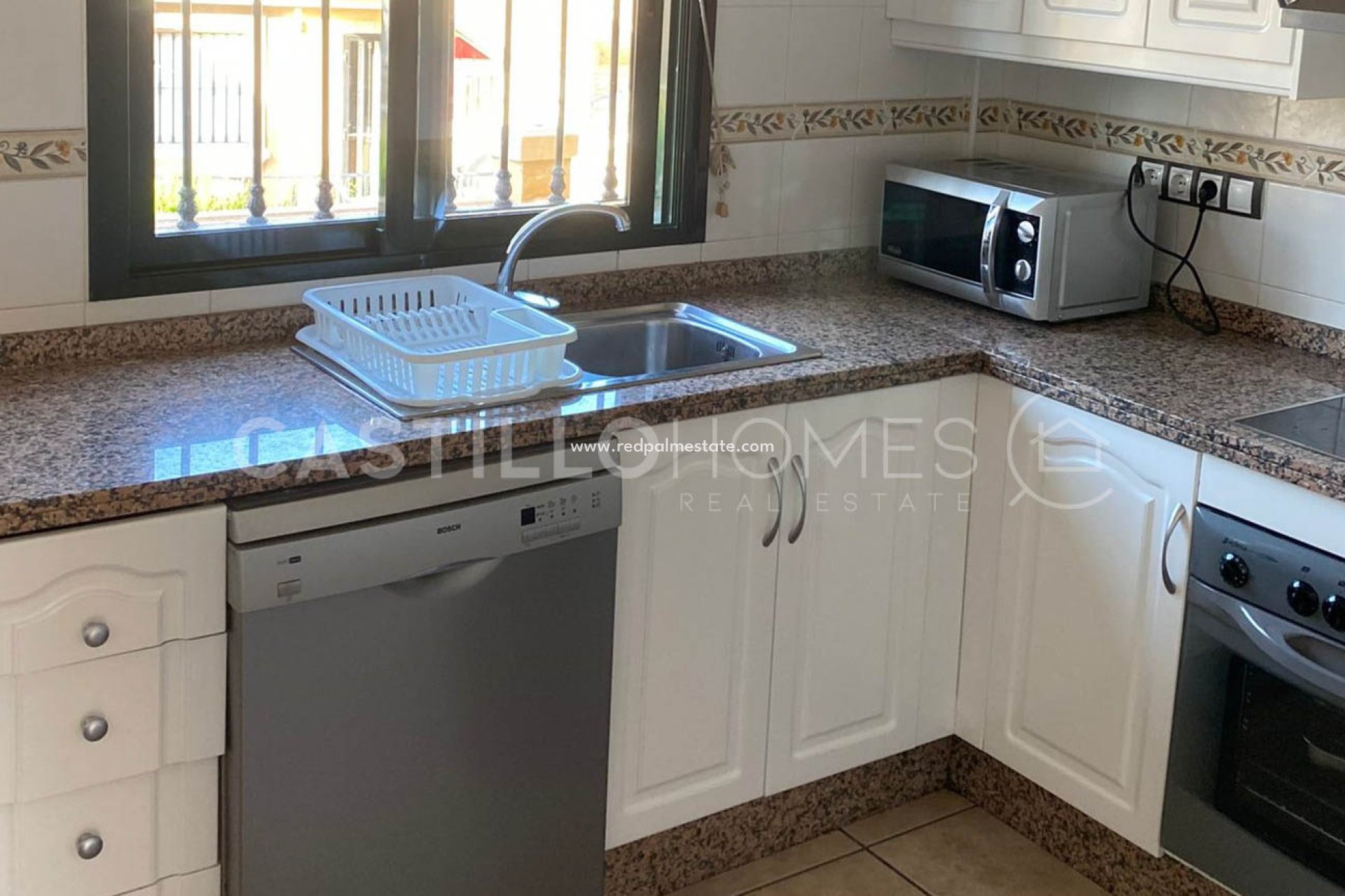 Revente - Villa -
Orihuela Costa - Villamartín