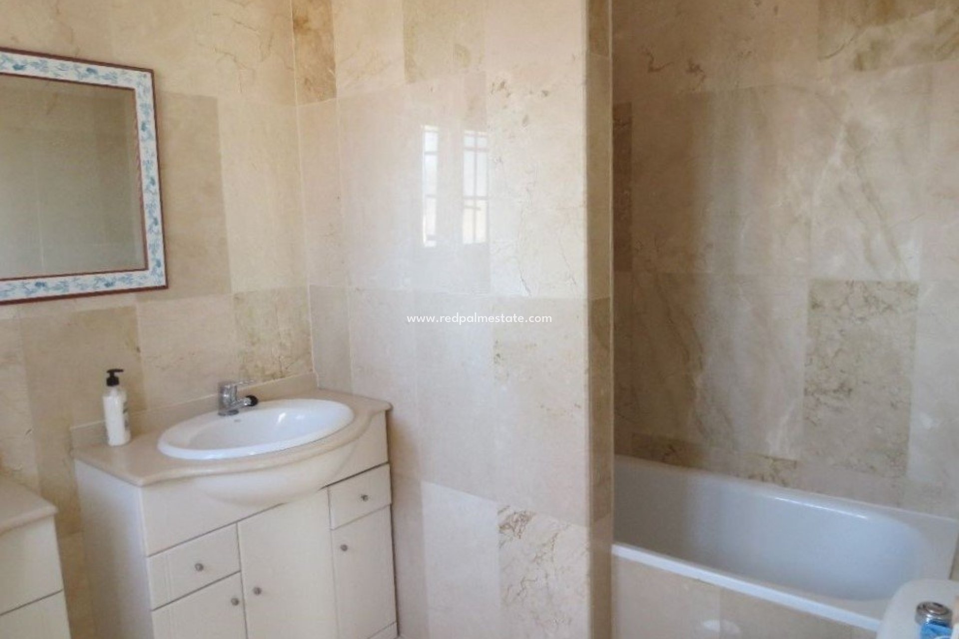 Revente - Villa -
Orihuela Costa - Villamartín