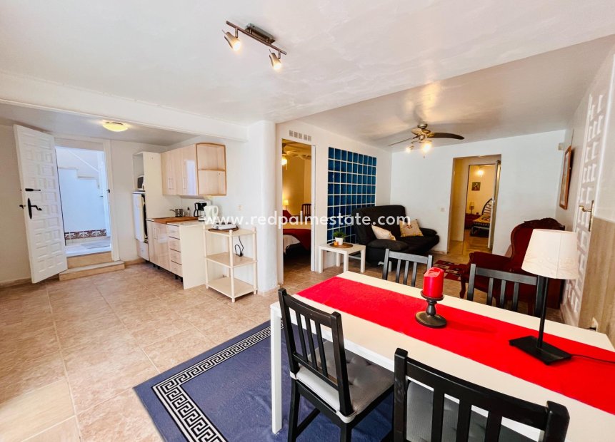 Revente - Villa -
Orihuela Costa - Villamartín