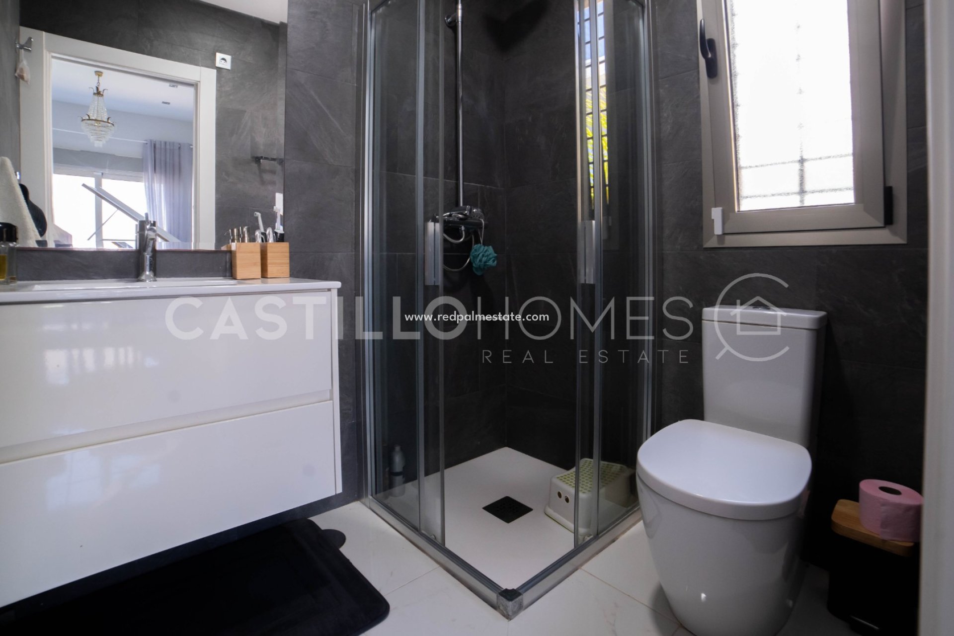 Revente - Villa -
Orihuela Costa - Villamartín