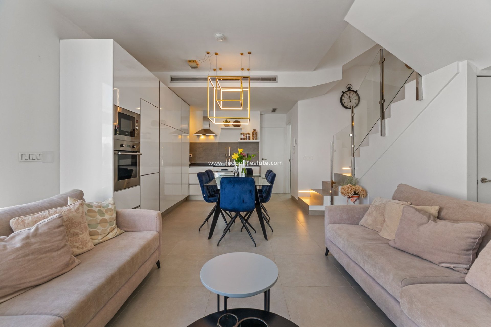 Revente - Villa -
Orihuela Costa - Villamartín