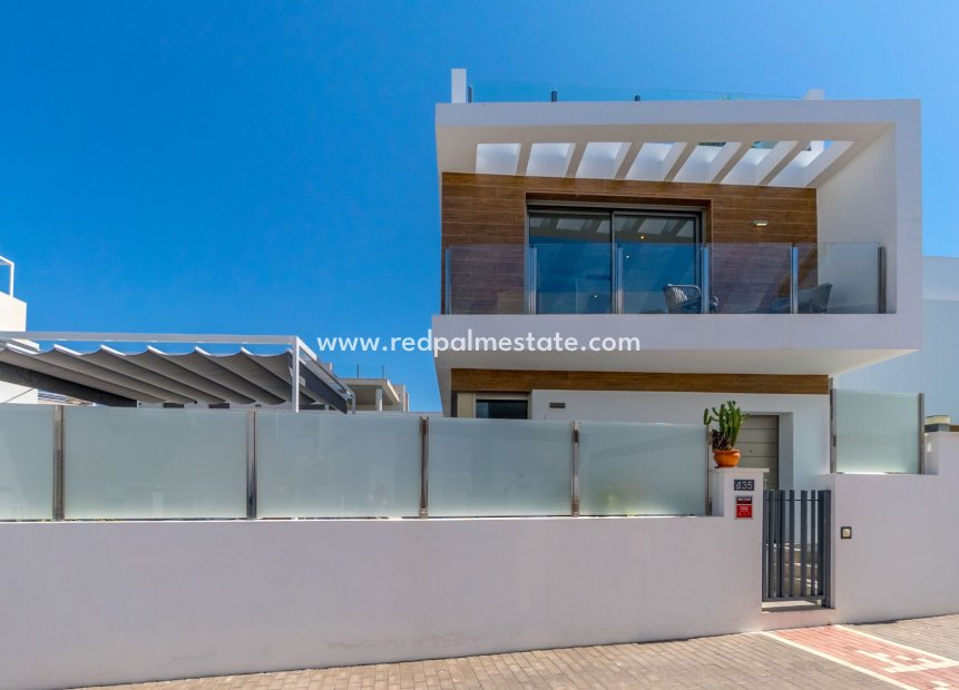 Revente - Villa -
Orihuela Costa - Villamartín
