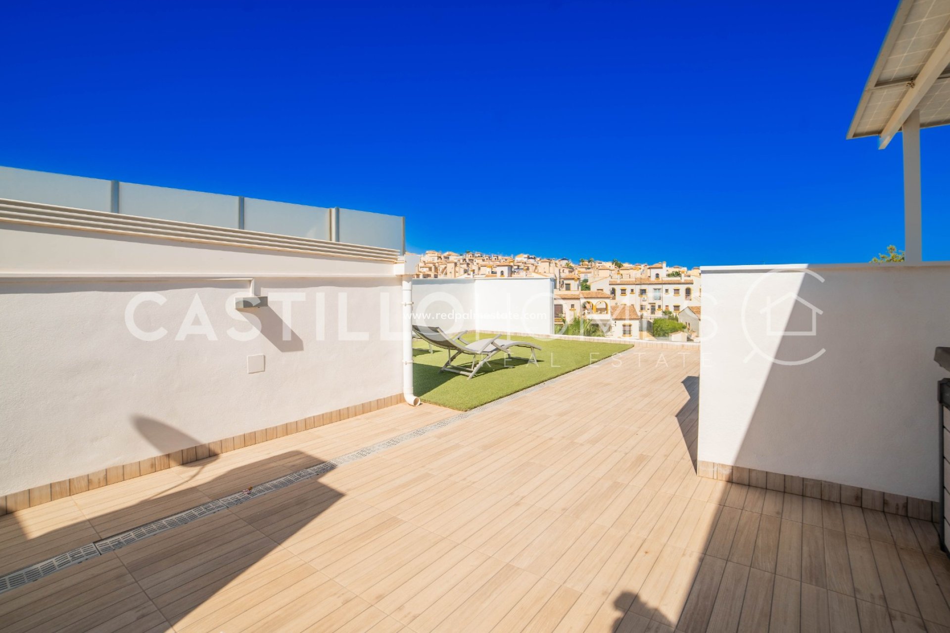 Revente - Villa -
Orihuela Costa - Villamartín