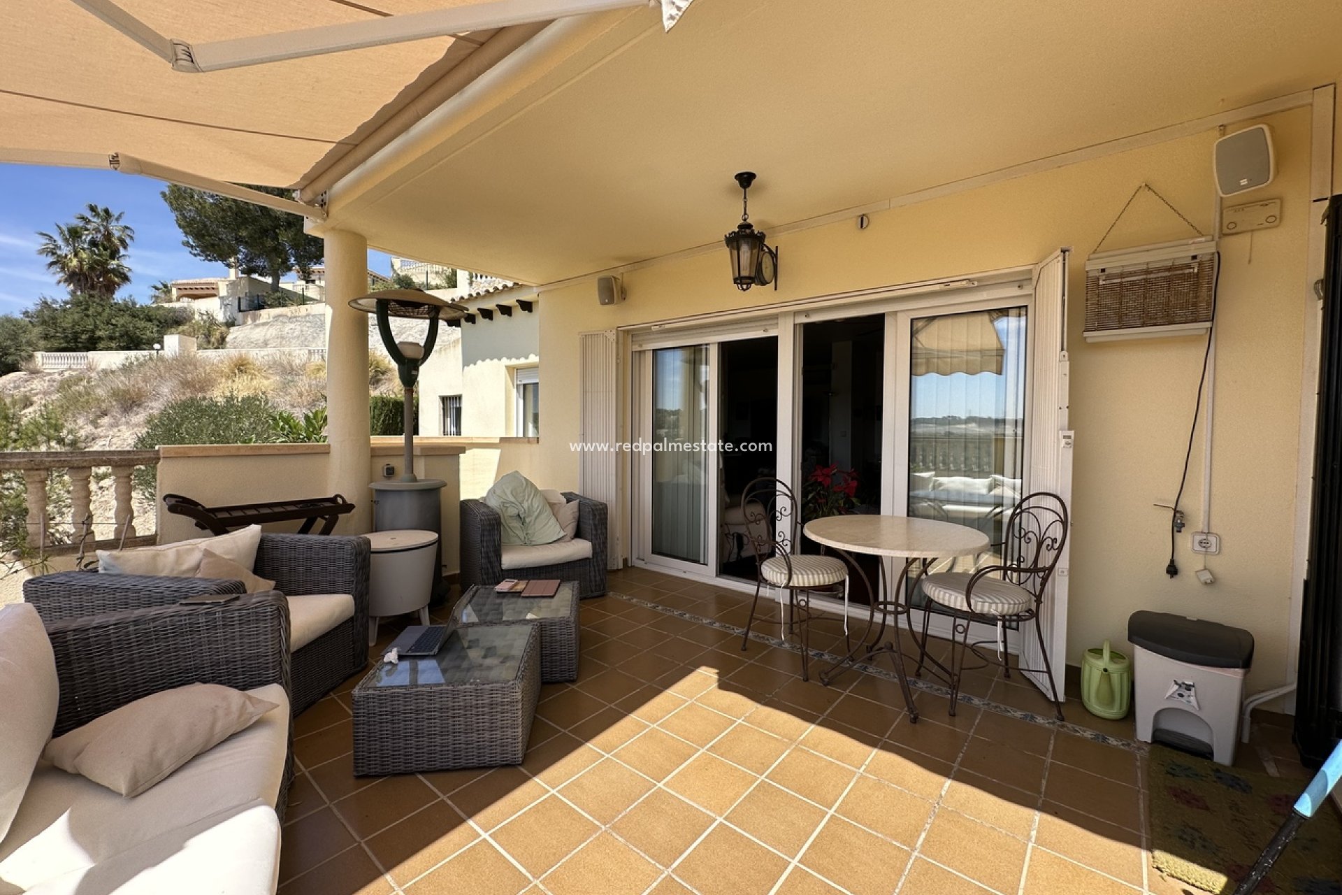 Revente - Villa -
Orihuela Costa - Villamartín