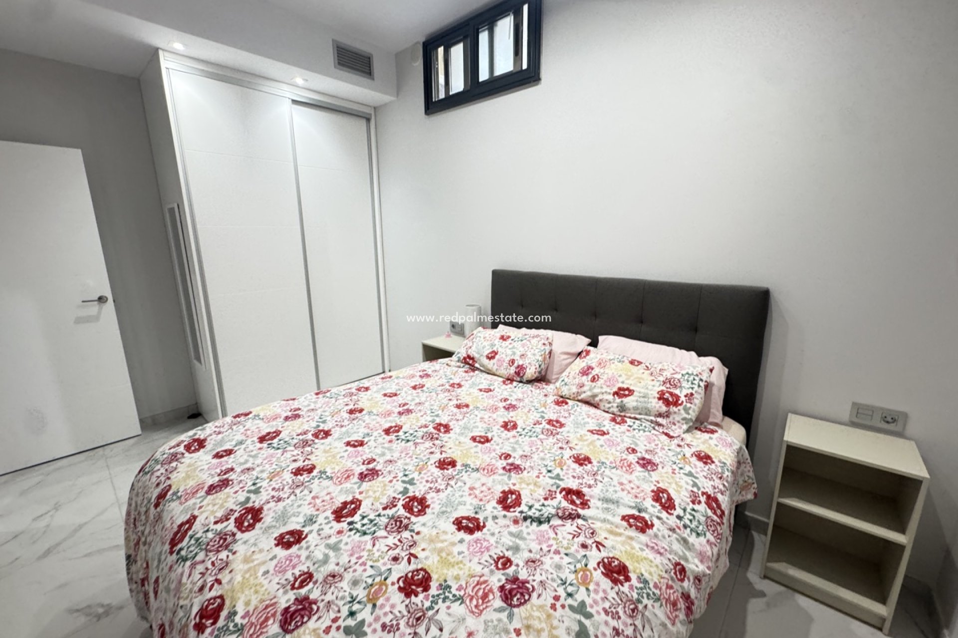 Revente - Villa -
Orihuela Costa - Villamartín