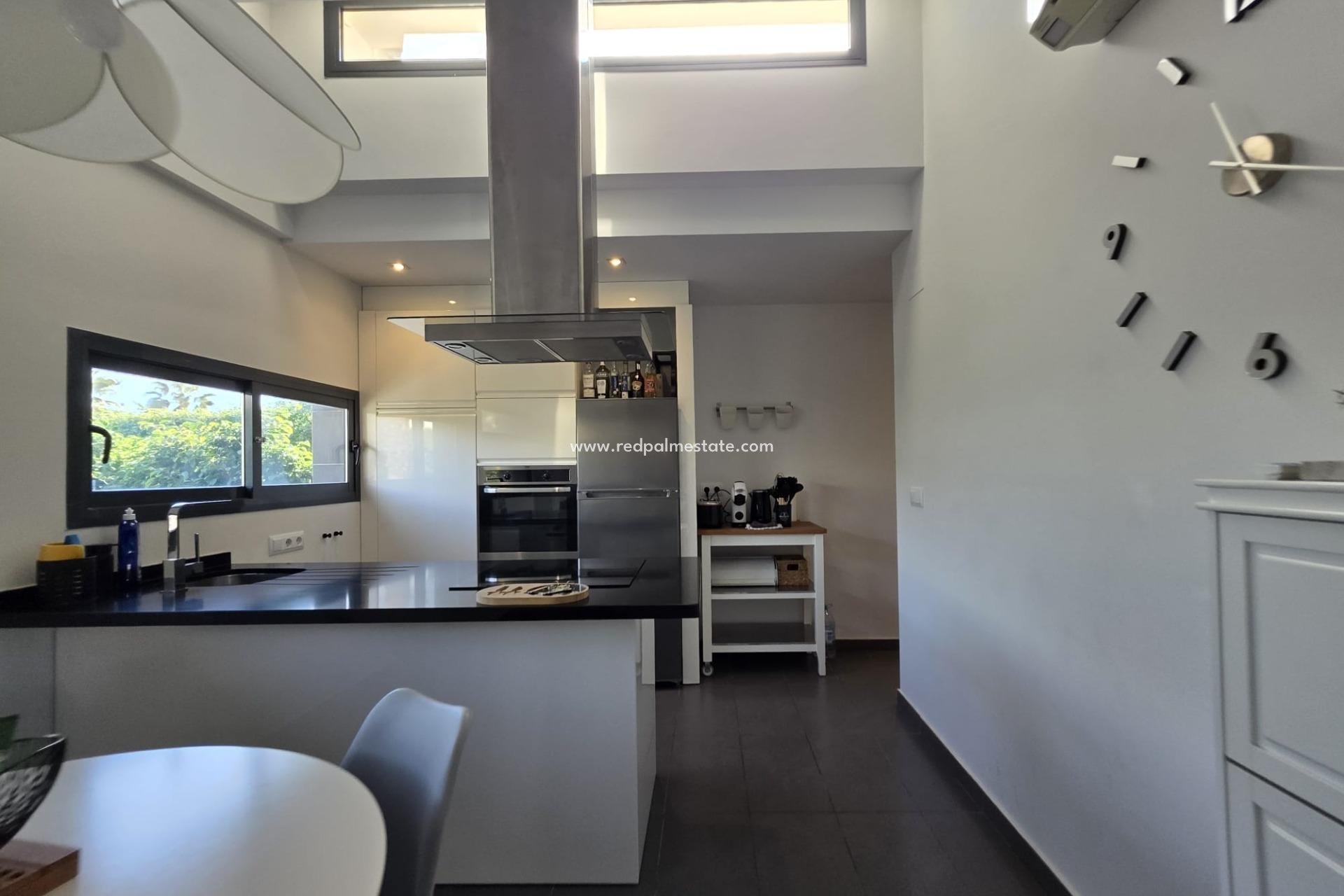 Revente - Villa -
Orihuela Costa - Villamartín