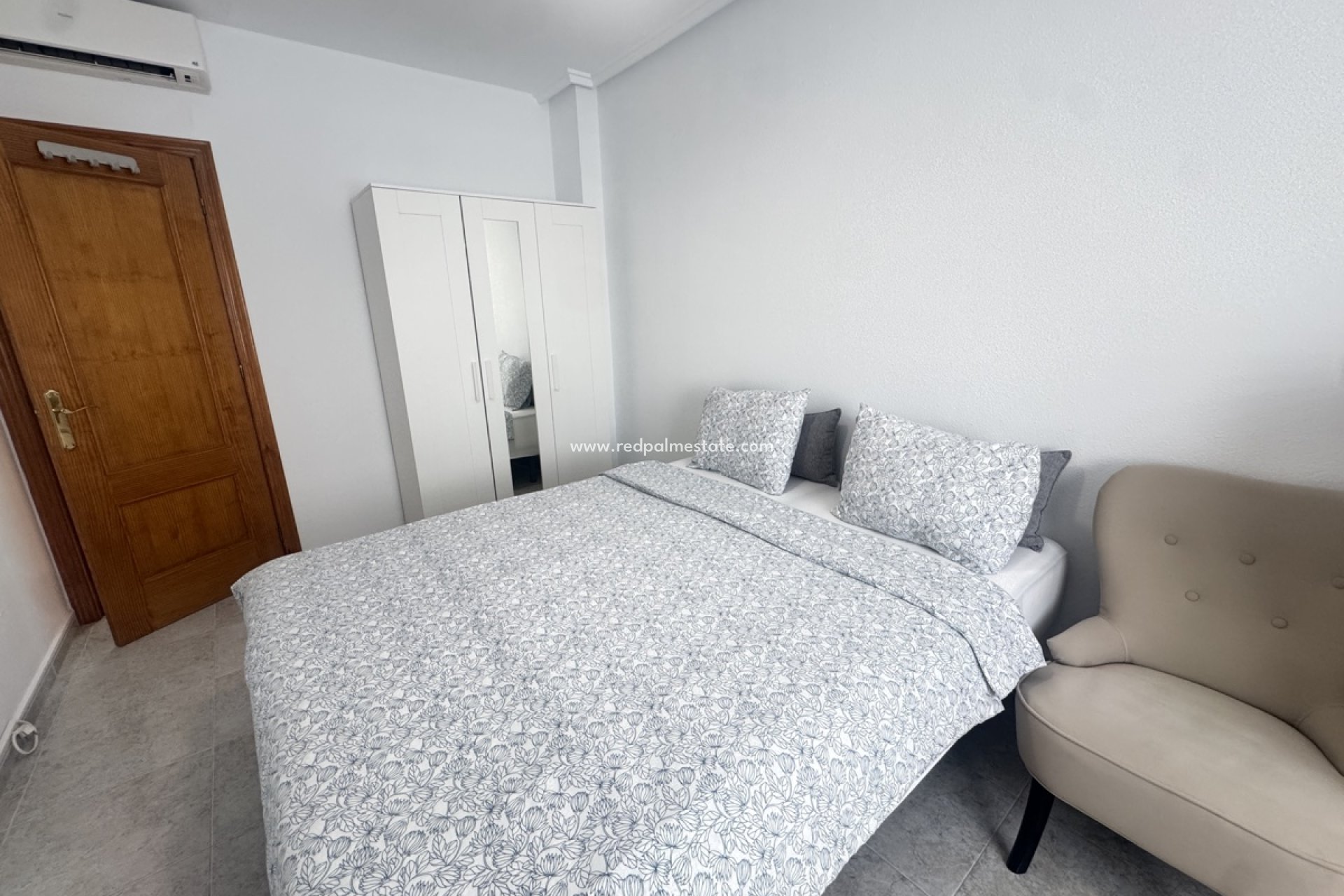 Revente - Villa -
Orihuela Costa - Villamartín