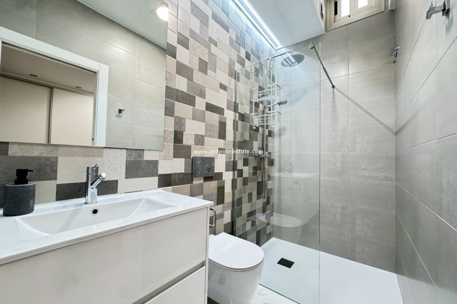 Revente - Villa -
Orihuela Costa - Villamartín