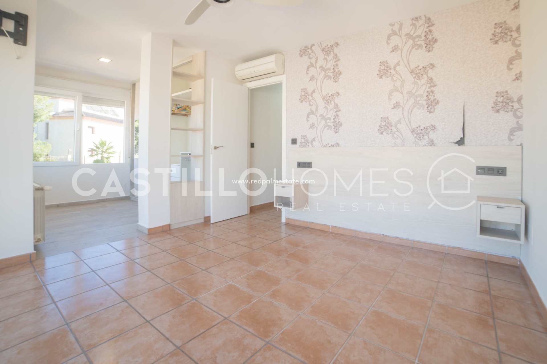 Revente - Villa -
Orihuela Costa - Villamartín