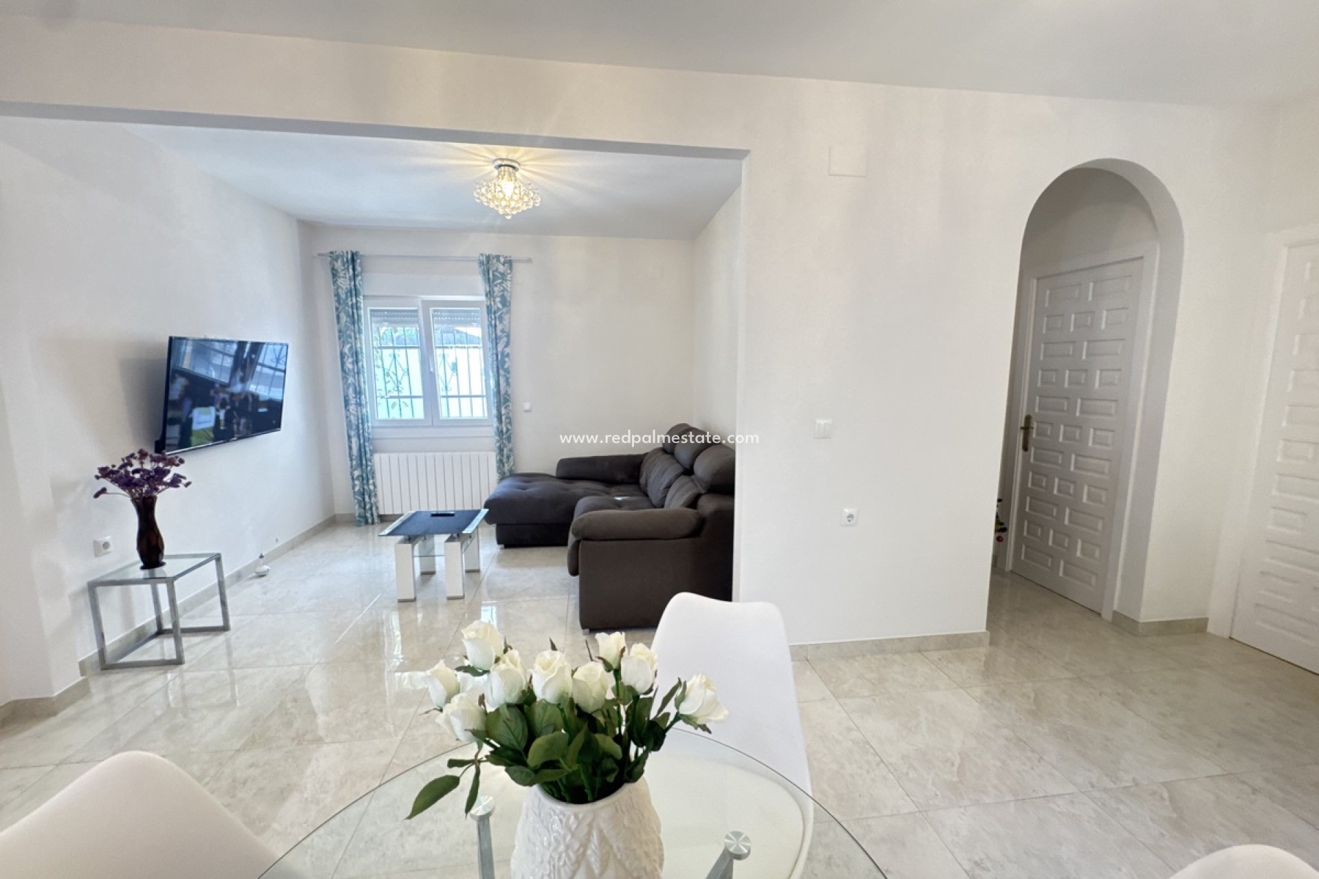 Revente - Villa -
Orihuela Costa - Villamartín