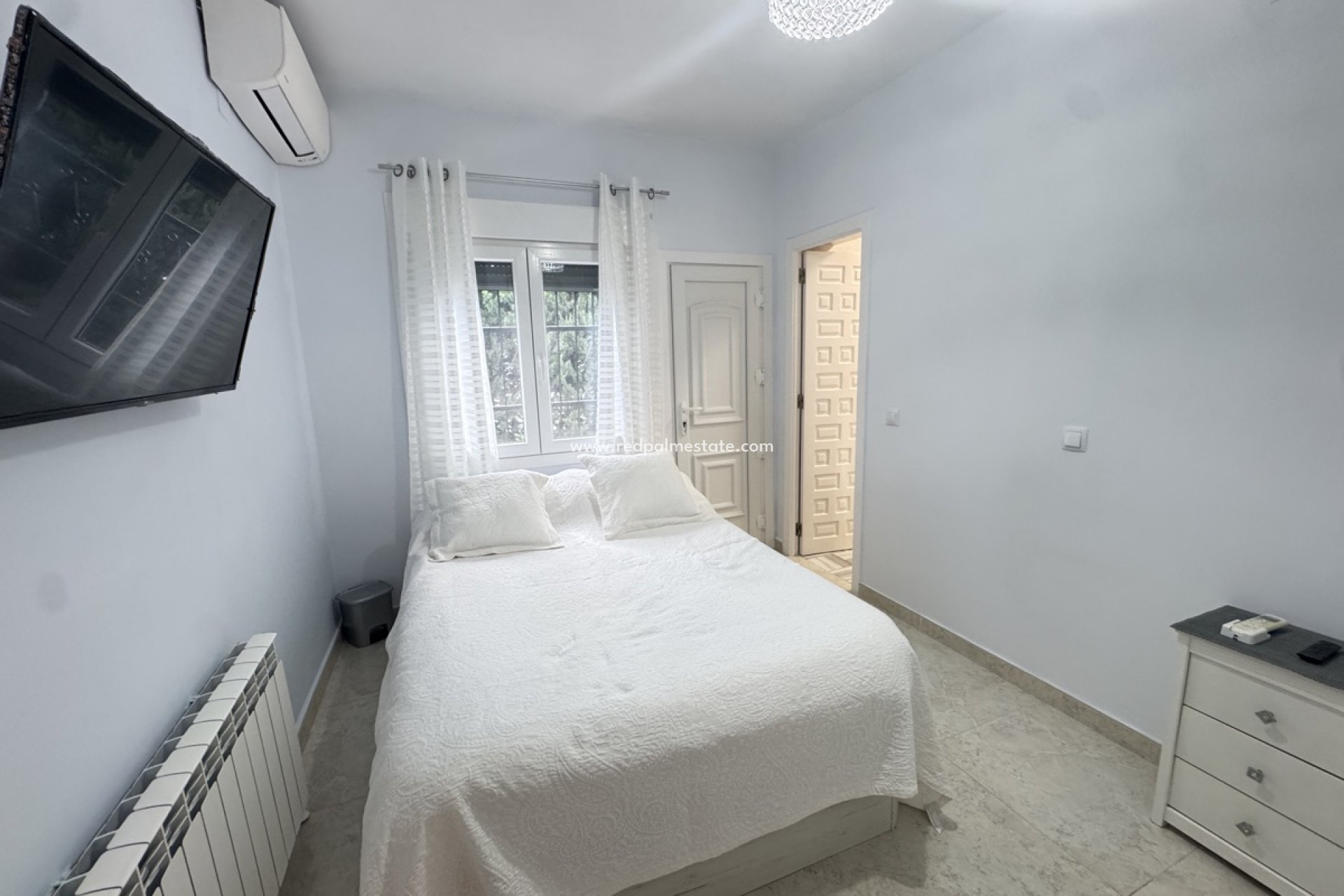 Revente - Villa -
Orihuela Costa - Villamartín