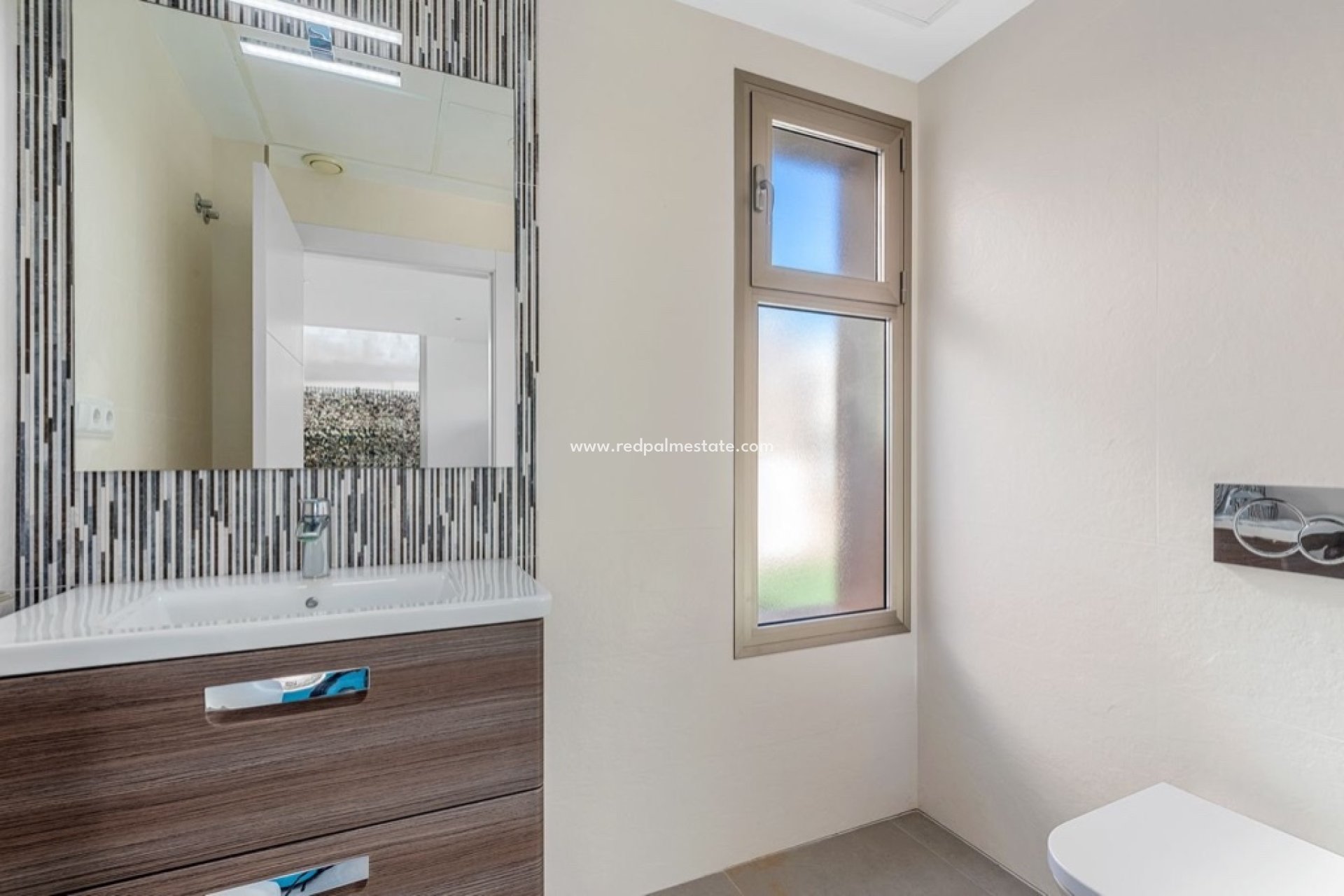 Revente - Villa -
Orihuela Costa - Villamartín