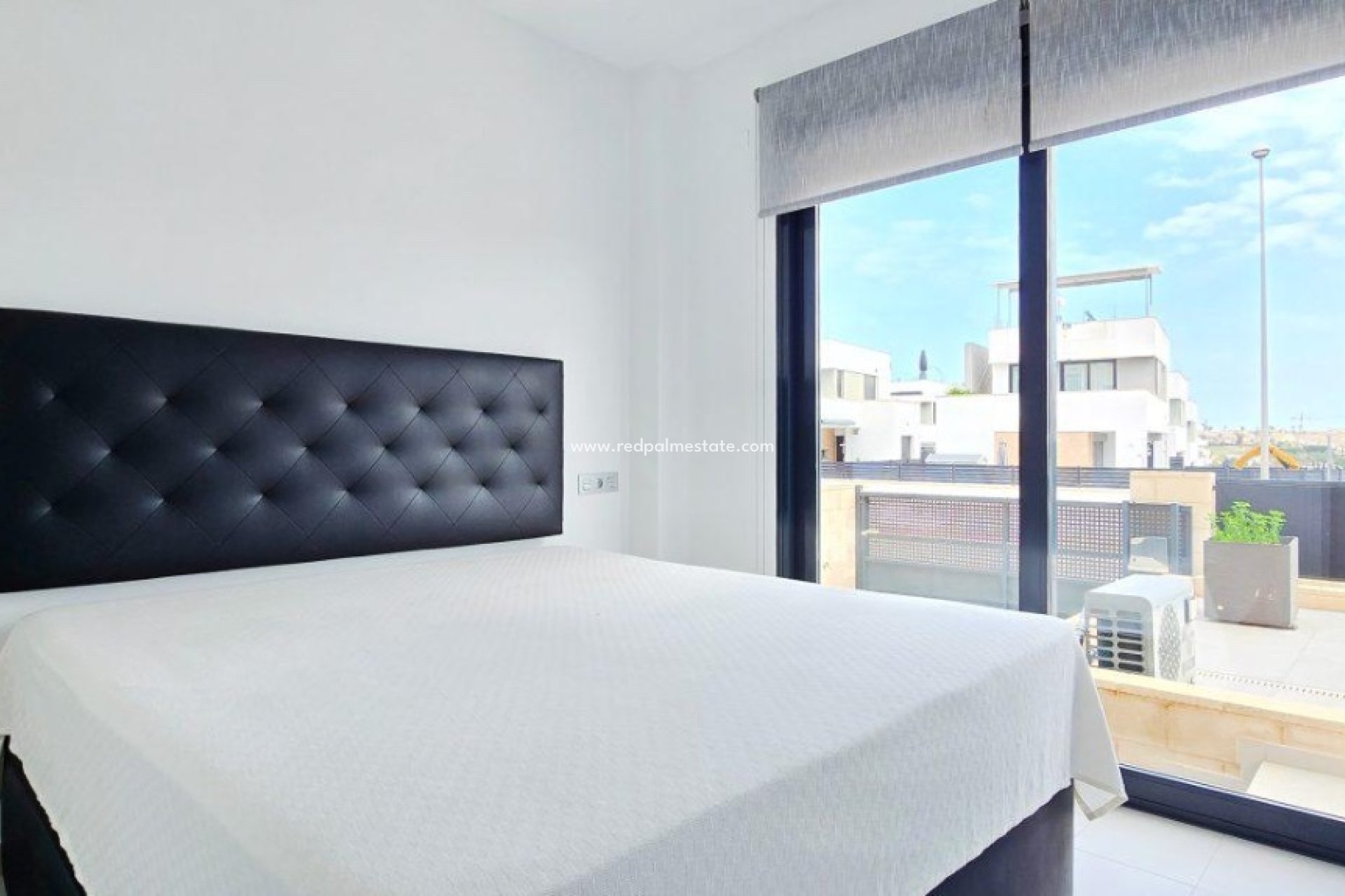 Revente - Villa -
Orihuela Costa - Villamartín