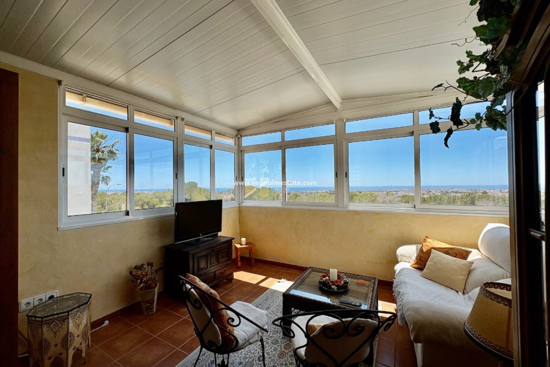 Revente - Villa -
Orihuela Costa - Villamartín