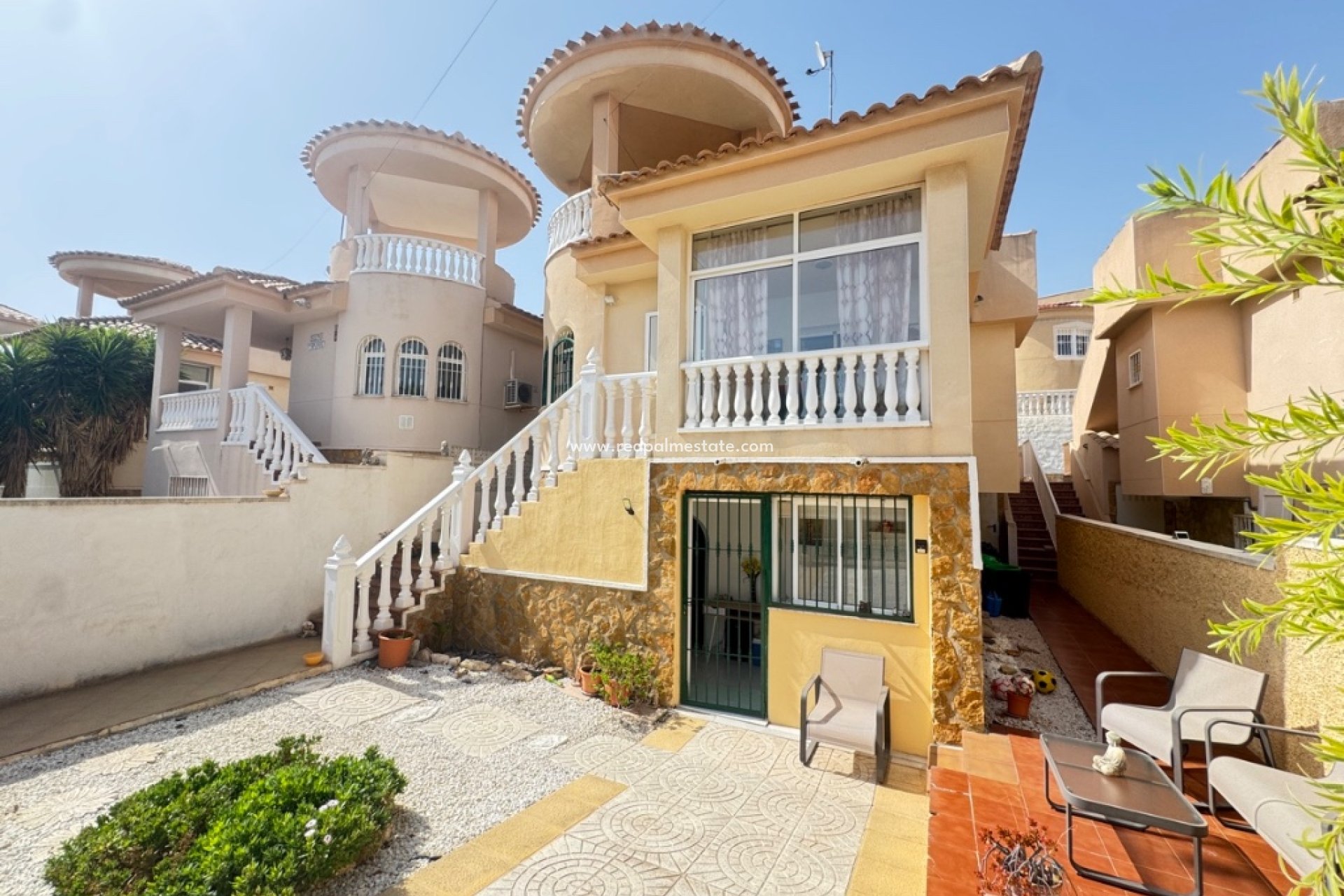Revente - Villa -
Orihuela Costa - Villamartín