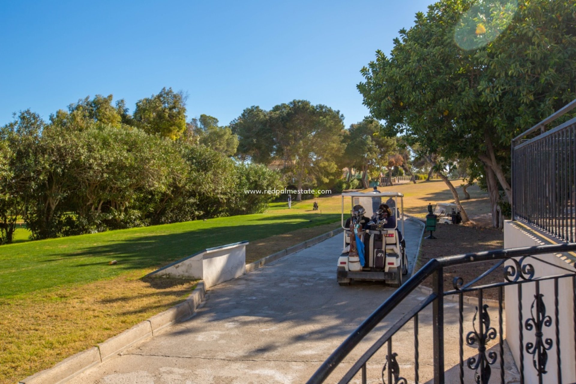 Revente - Villa -
Orihuela Costa - Villamartín