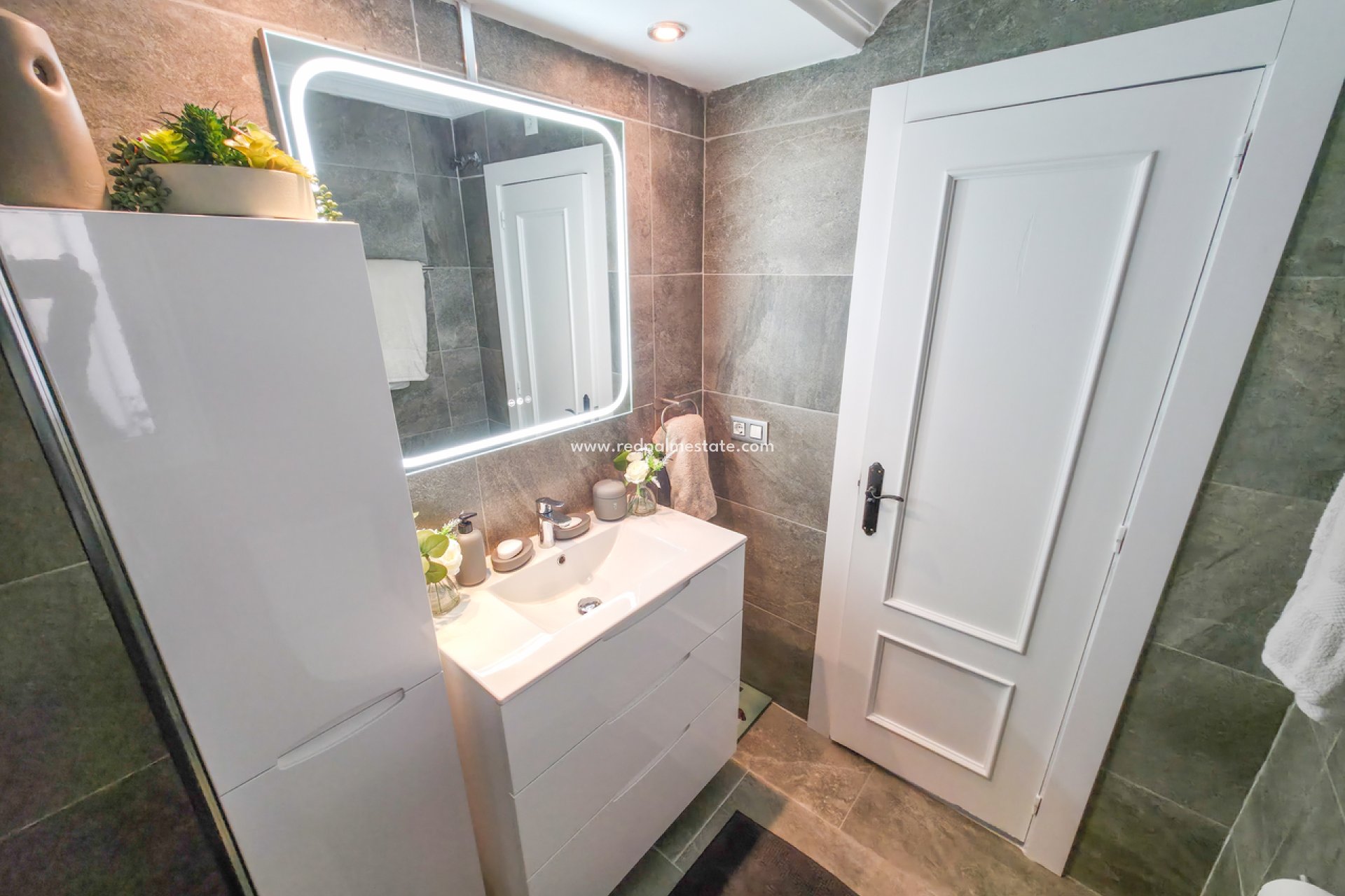 Revente - Villa -
Orihuela Costa - Villamartín