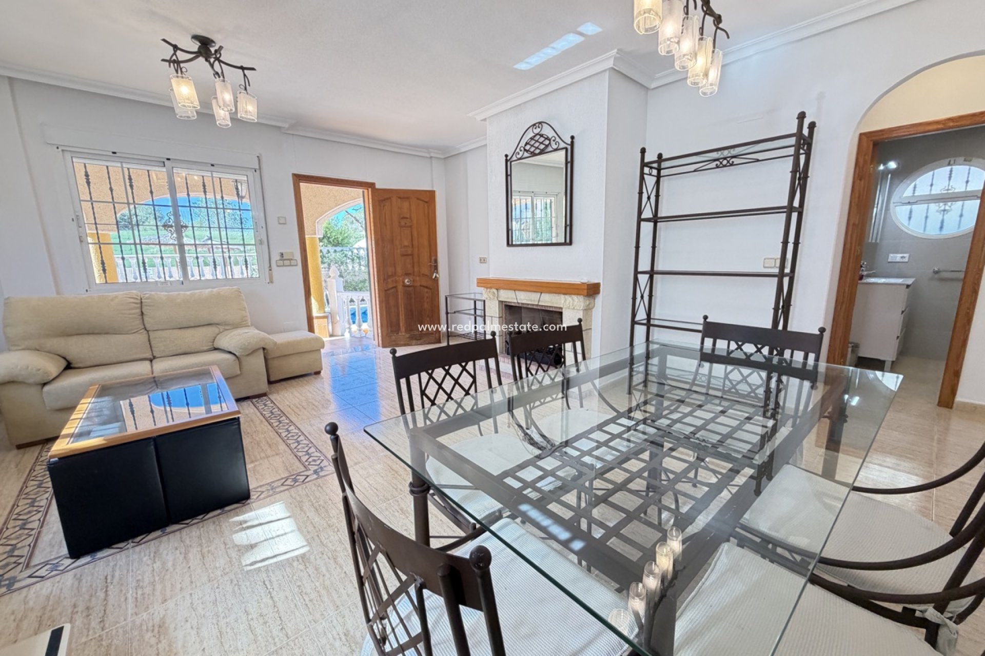 Revente - Villa -
Orihuela Costa - Villamartín