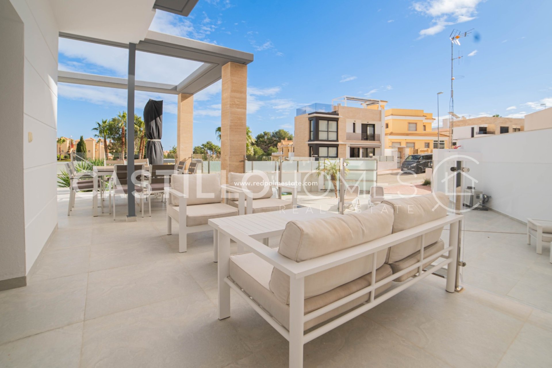 Revente - Villa -
Orihuela Costa - Villamartín