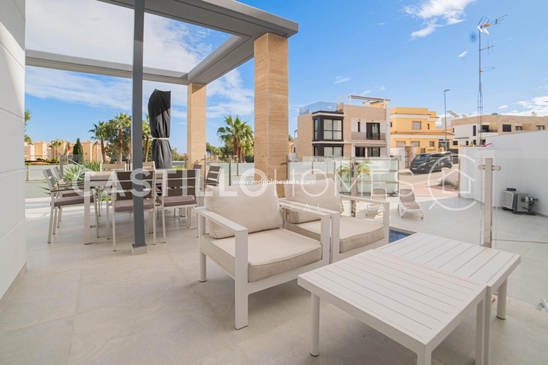 Revente - Villa -
Orihuela Costa - Villamartín