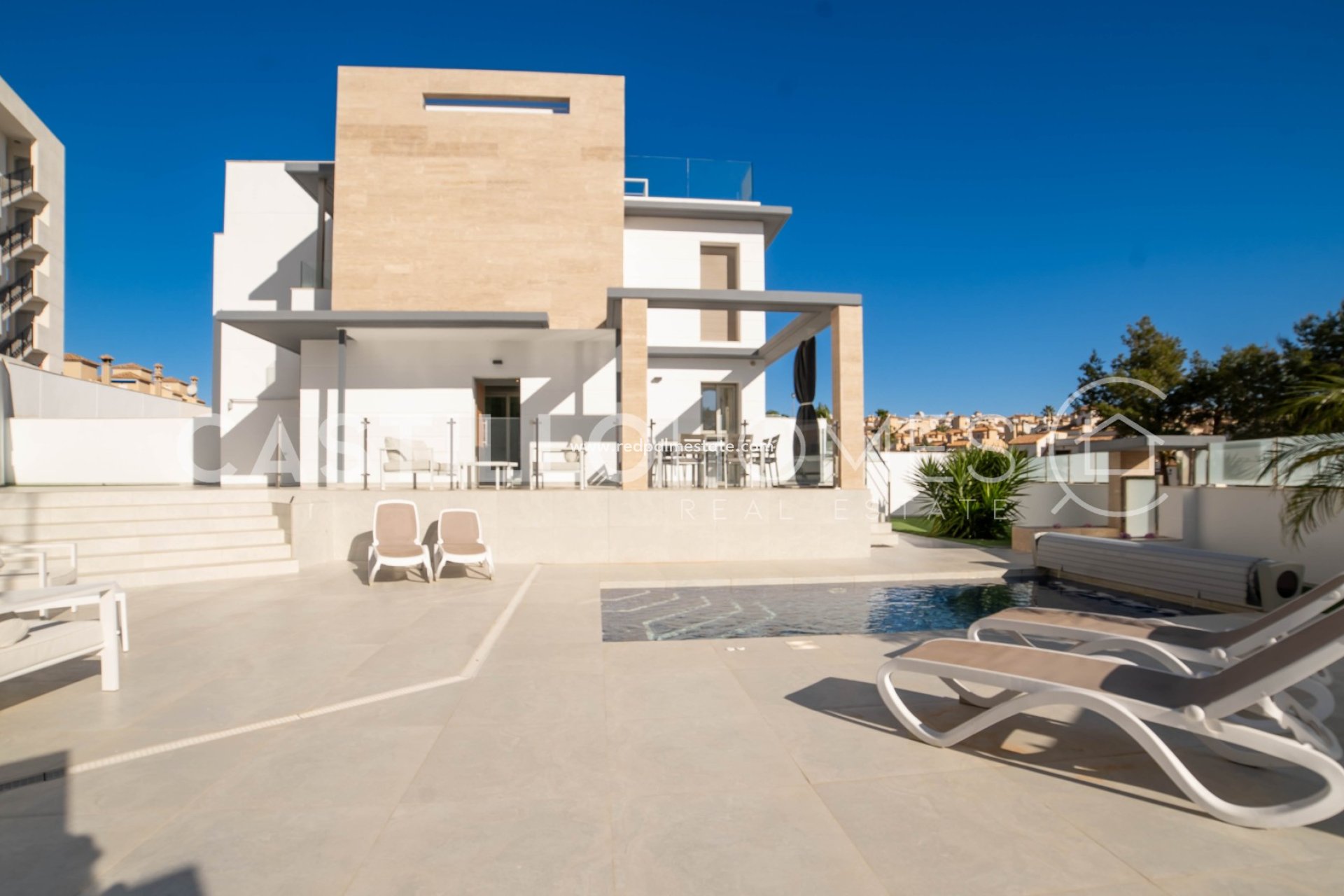 Revente - Villa -
Orihuela Costa - Villamartín