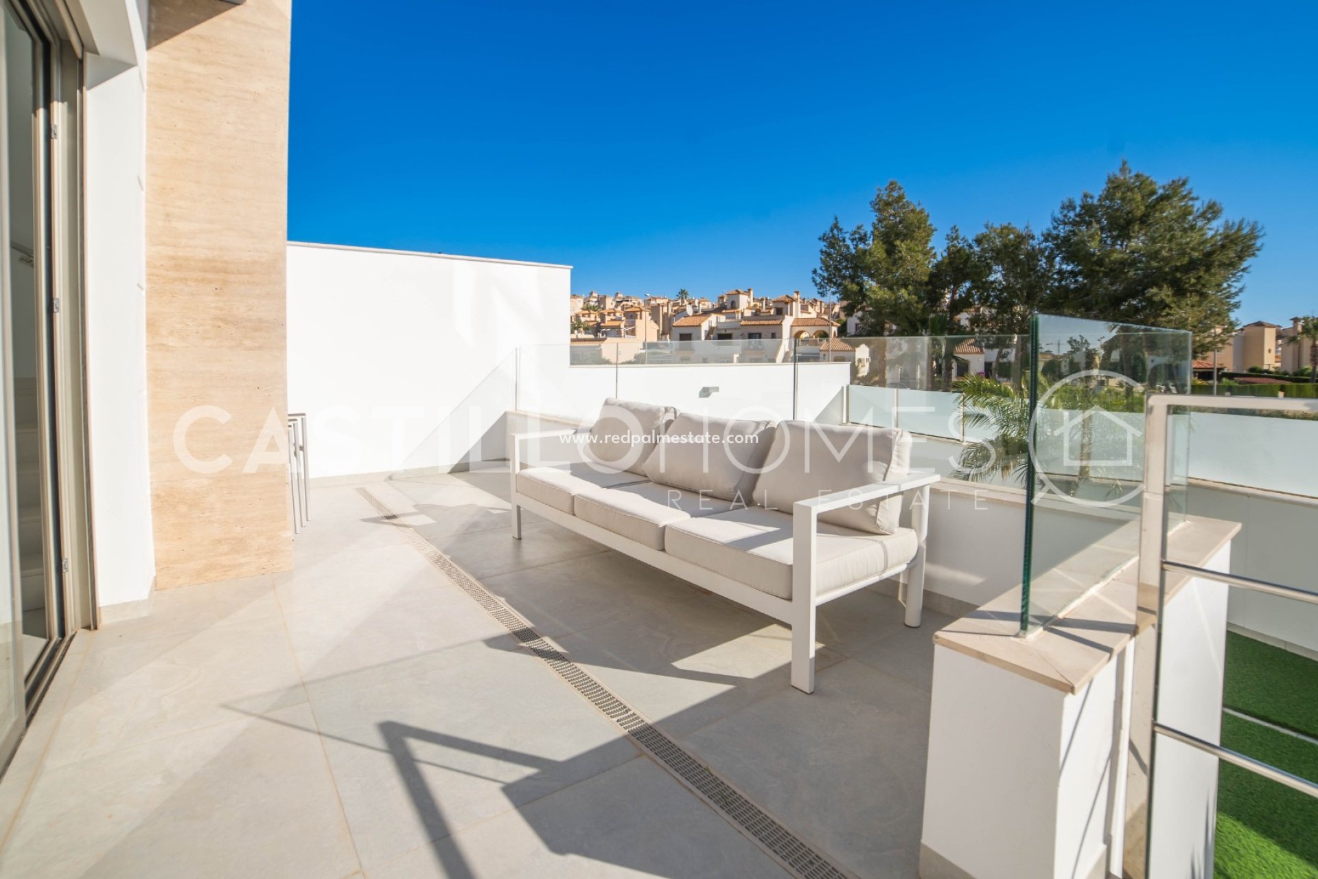 Revente - Villa -
Orihuela Costa - Villamartín