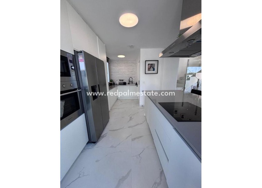 Revente - Villa -
Orihuela Costa - Villamartín