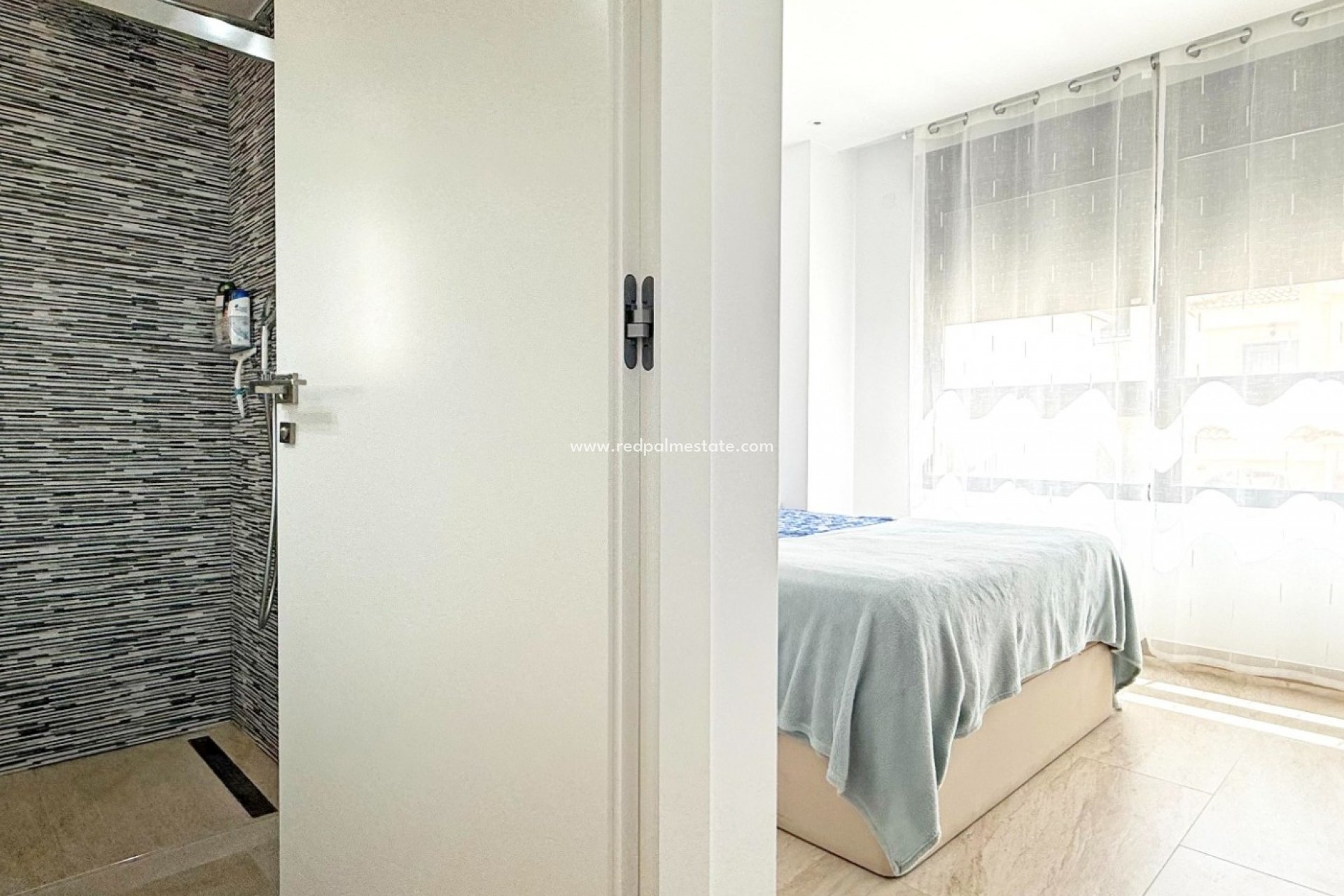 Revente - Villa -
Orihuela Costa - Villamartín